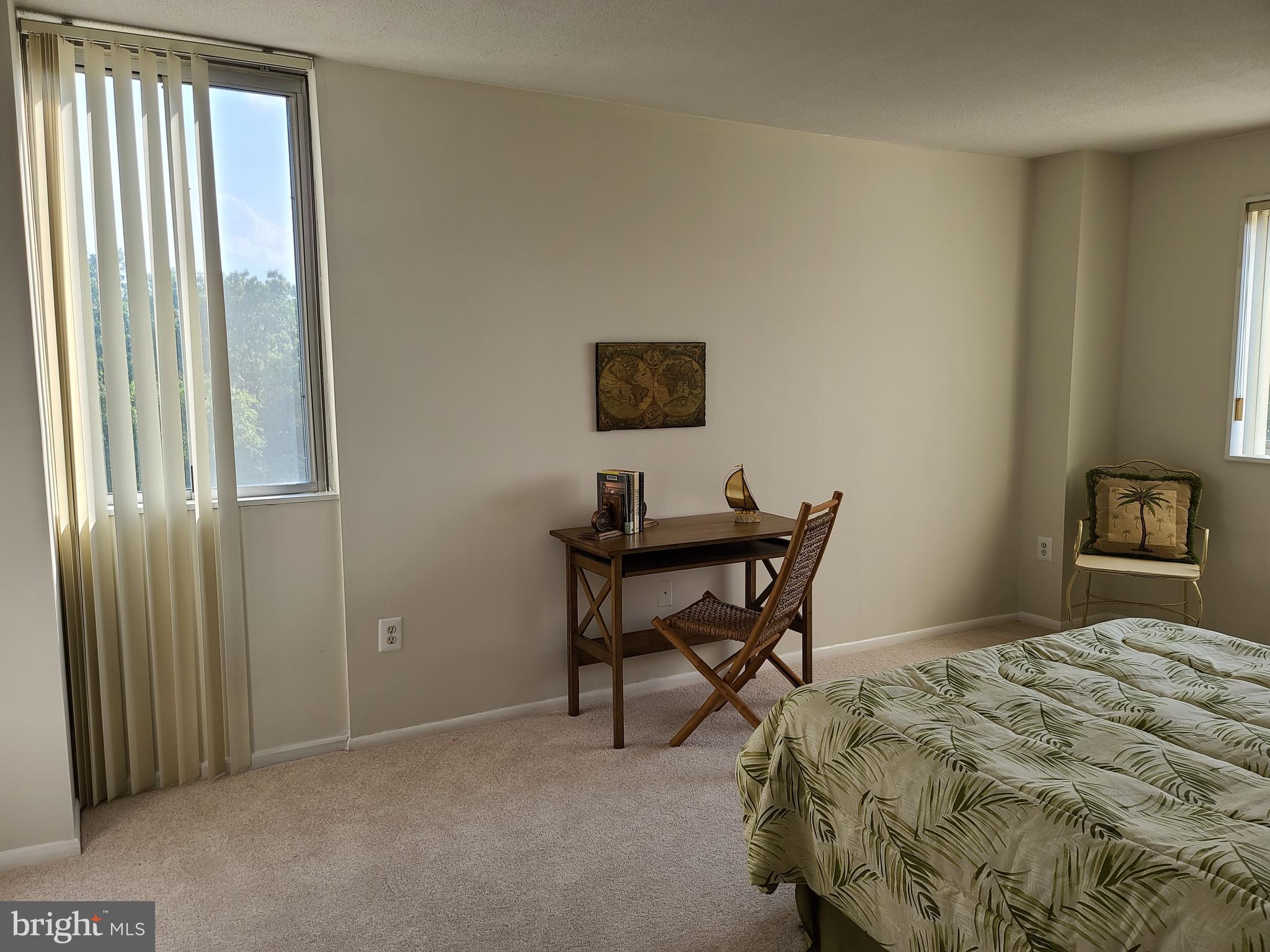 HUNTING CREEK CLUB CONDOMINIUMS - Residential