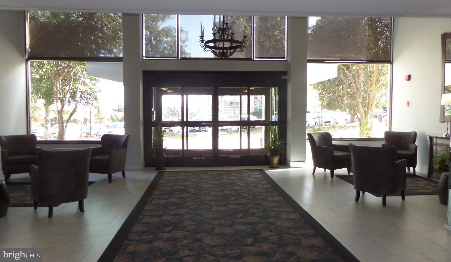 HUNTING CREEK CLUB CONDOMINIUMS - Residential