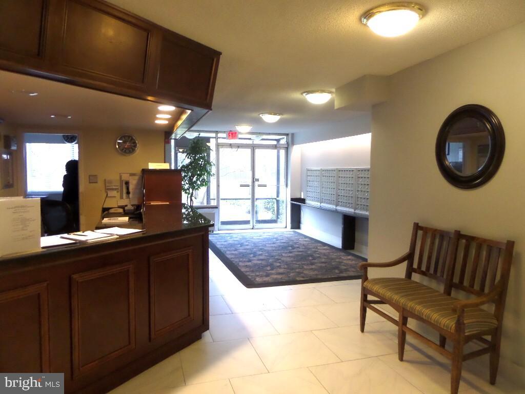 HUNTING CREEK CLUB CONDOMINIUMS - Residential