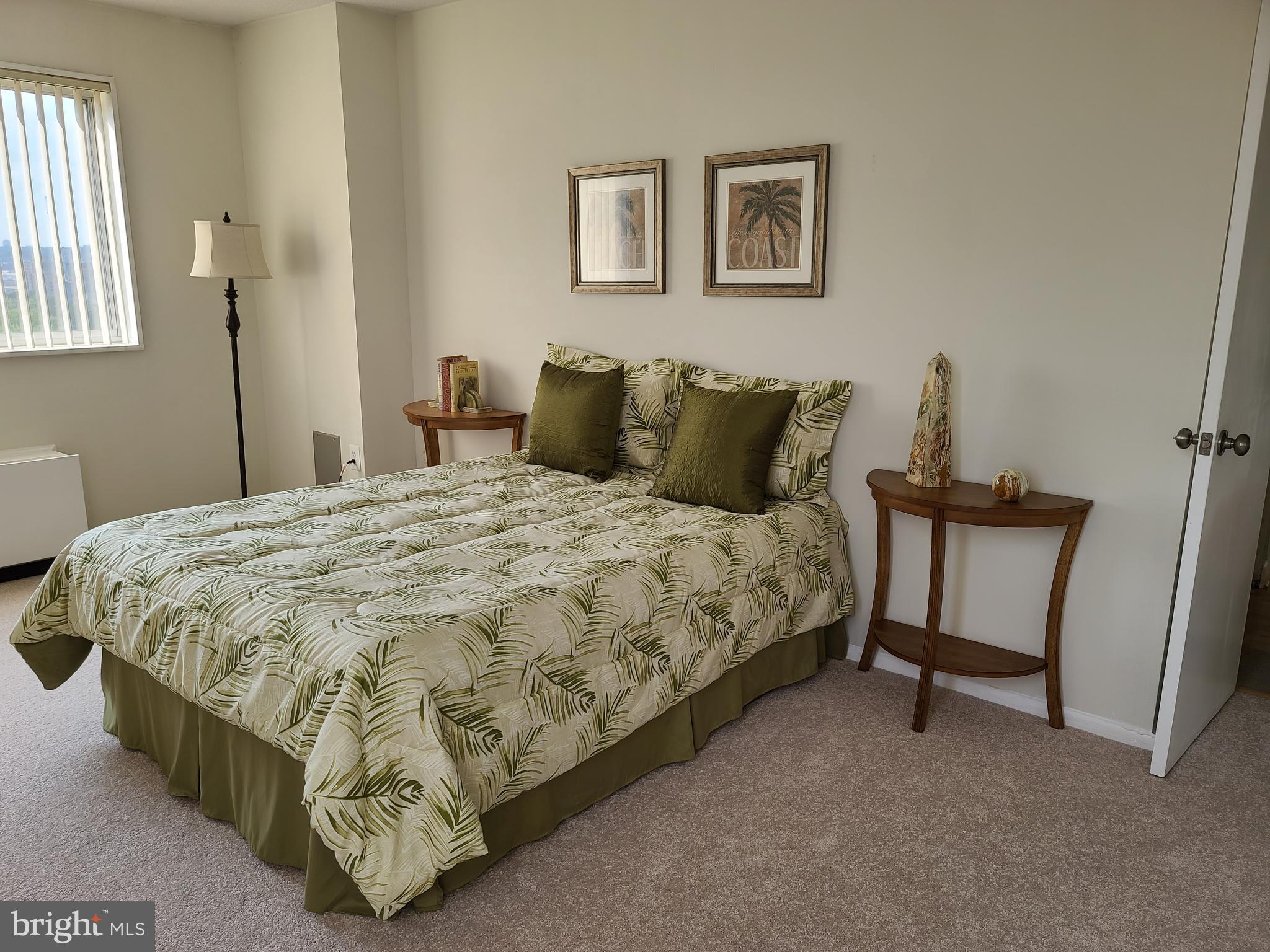 HUNTING CREEK CLUB CONDOMINIUMS - Residential