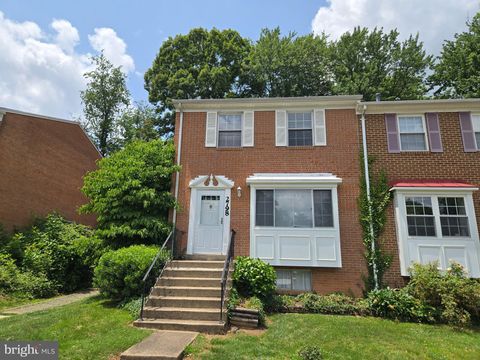 2798 HYSON LANE FALLS CHURCH VA 22043