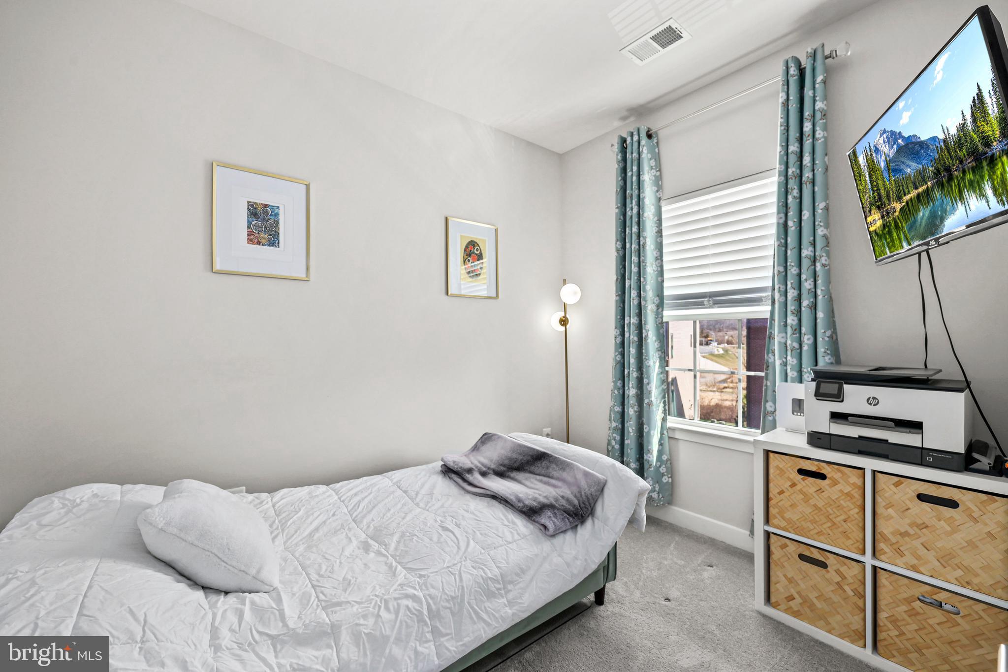 FOSTER'S GLEN - Residential