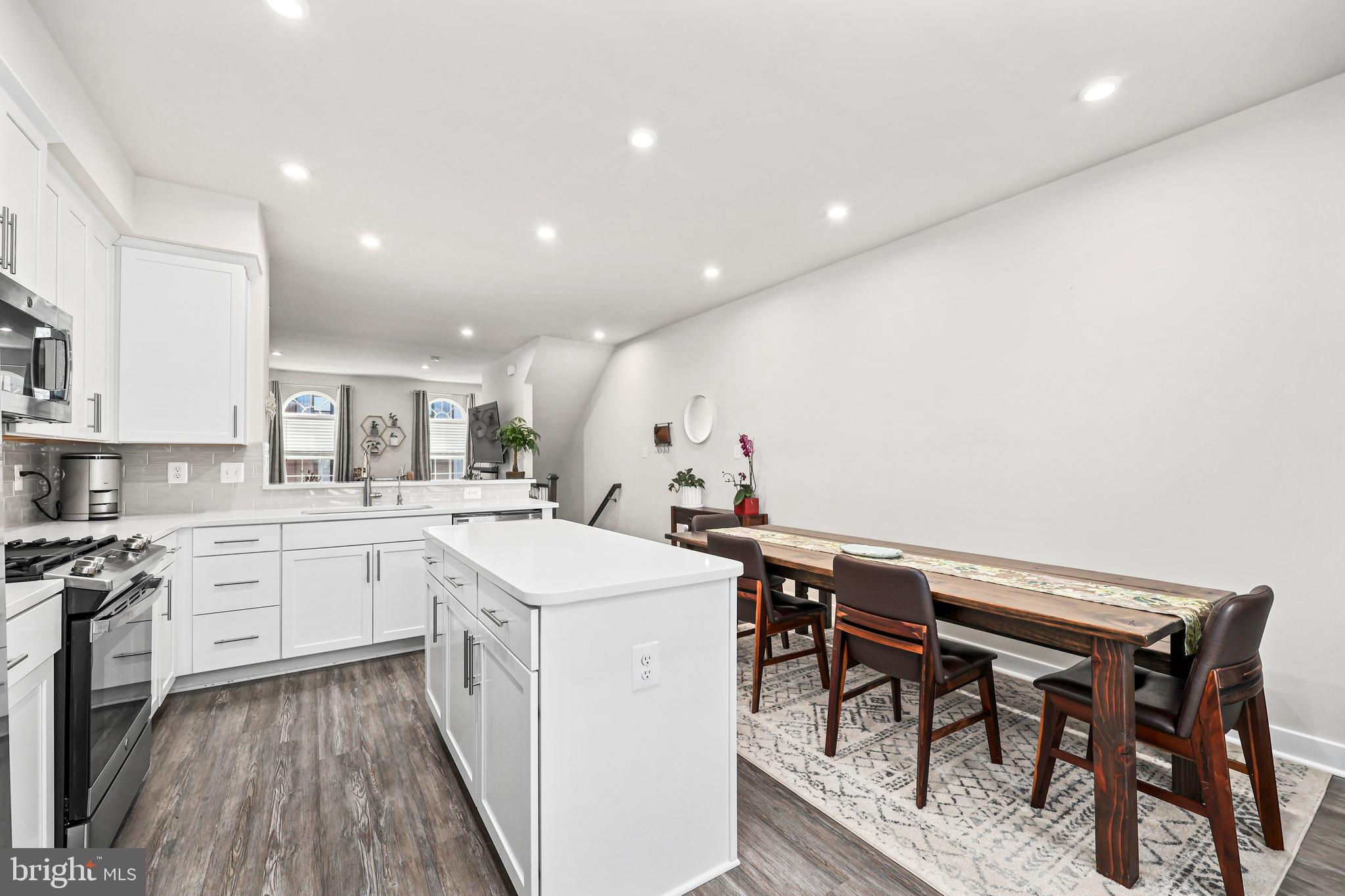 FOSTER'S GLEN - Residential