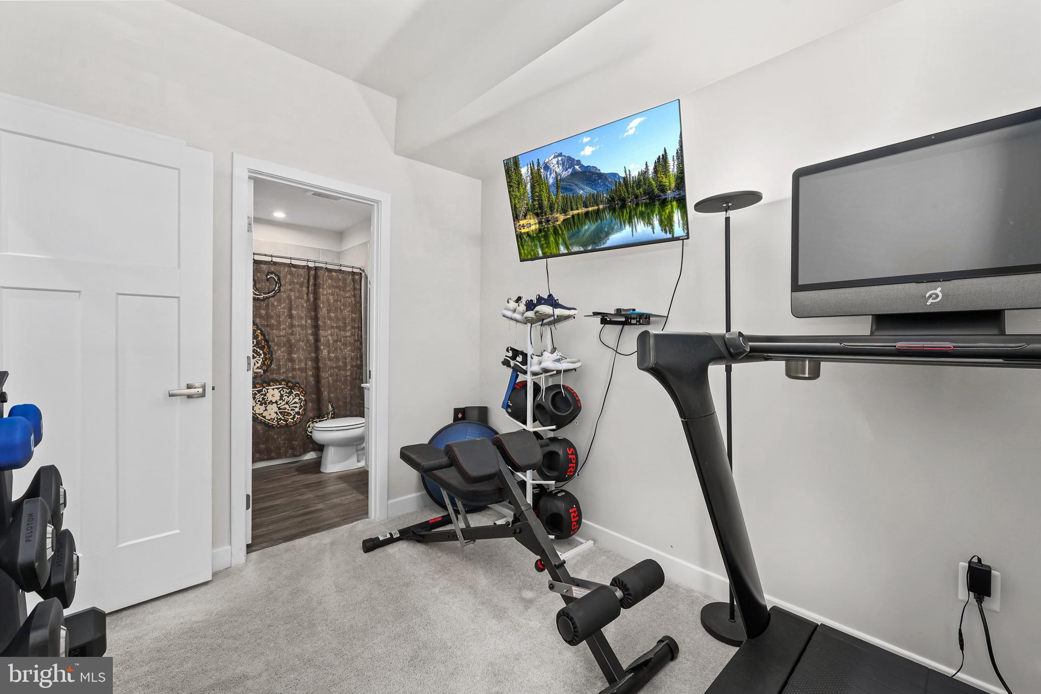 FOSTER'S GLEN - Residential