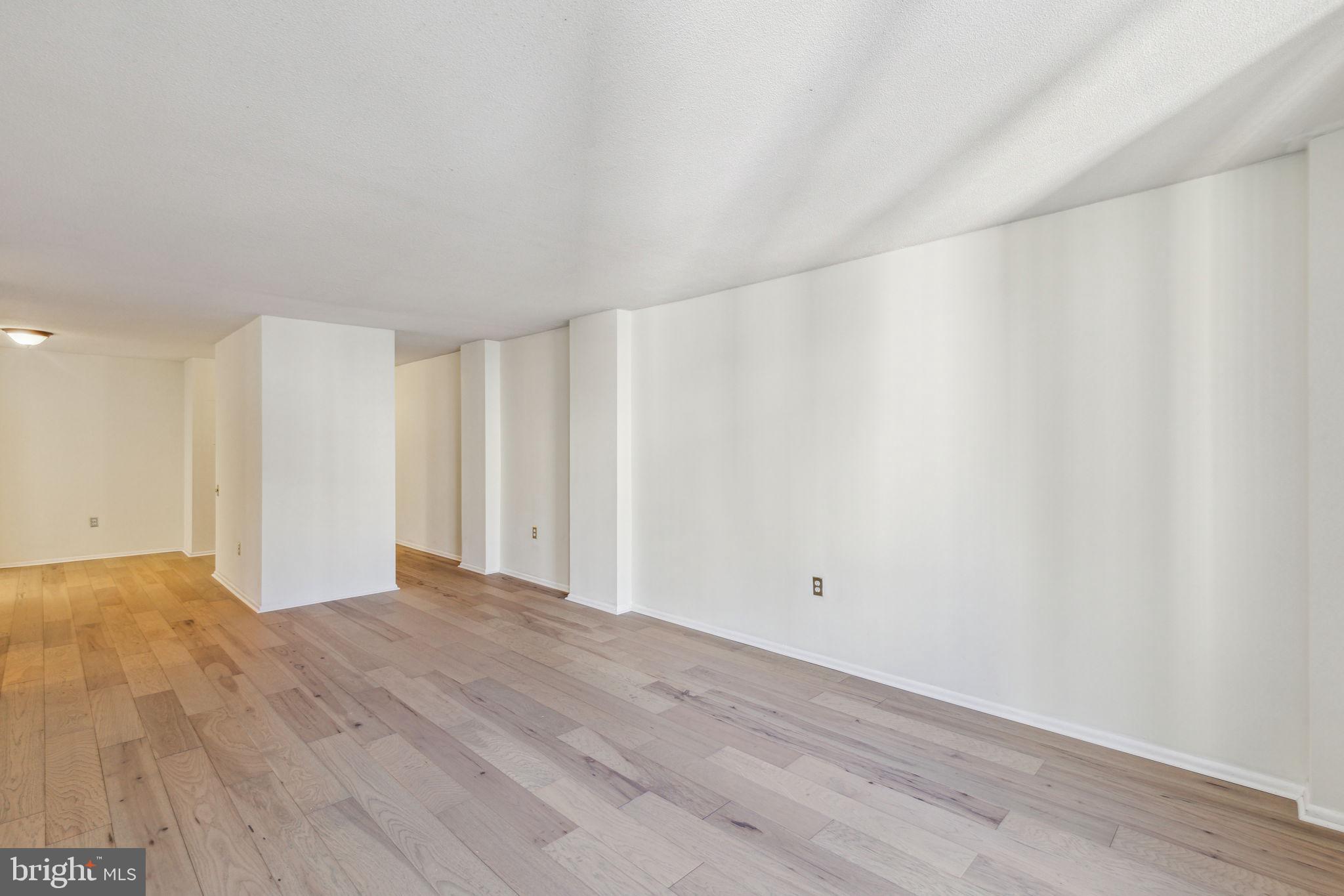 AVENUE OF THE ARTS - Residential