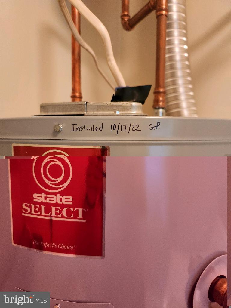 COURTLANDS AT CASCADES - Residential