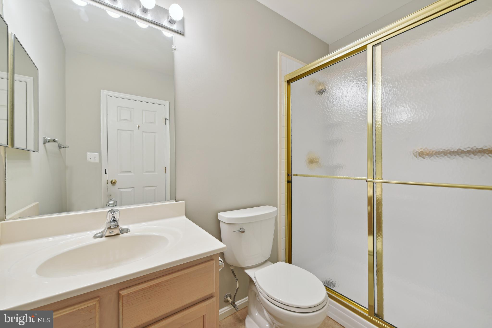 COURTLANDS AT CASCADES - Residential