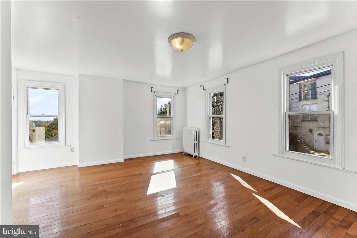 BELMONT HILLS - Residential