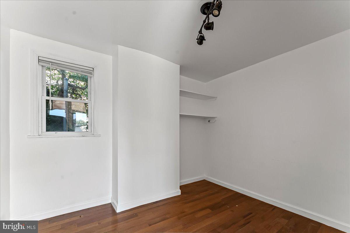 BELMONT HILLS - Residential