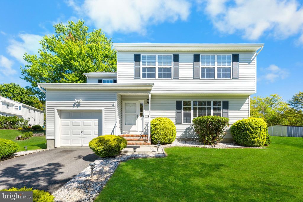 Photo of 4 Blossom Drive, EWING, NJ 08638 (MLS # NJME2066086)