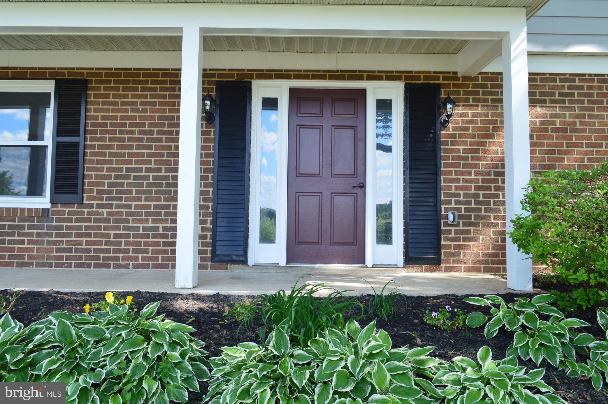 LEESBURG ESTATES - Residential