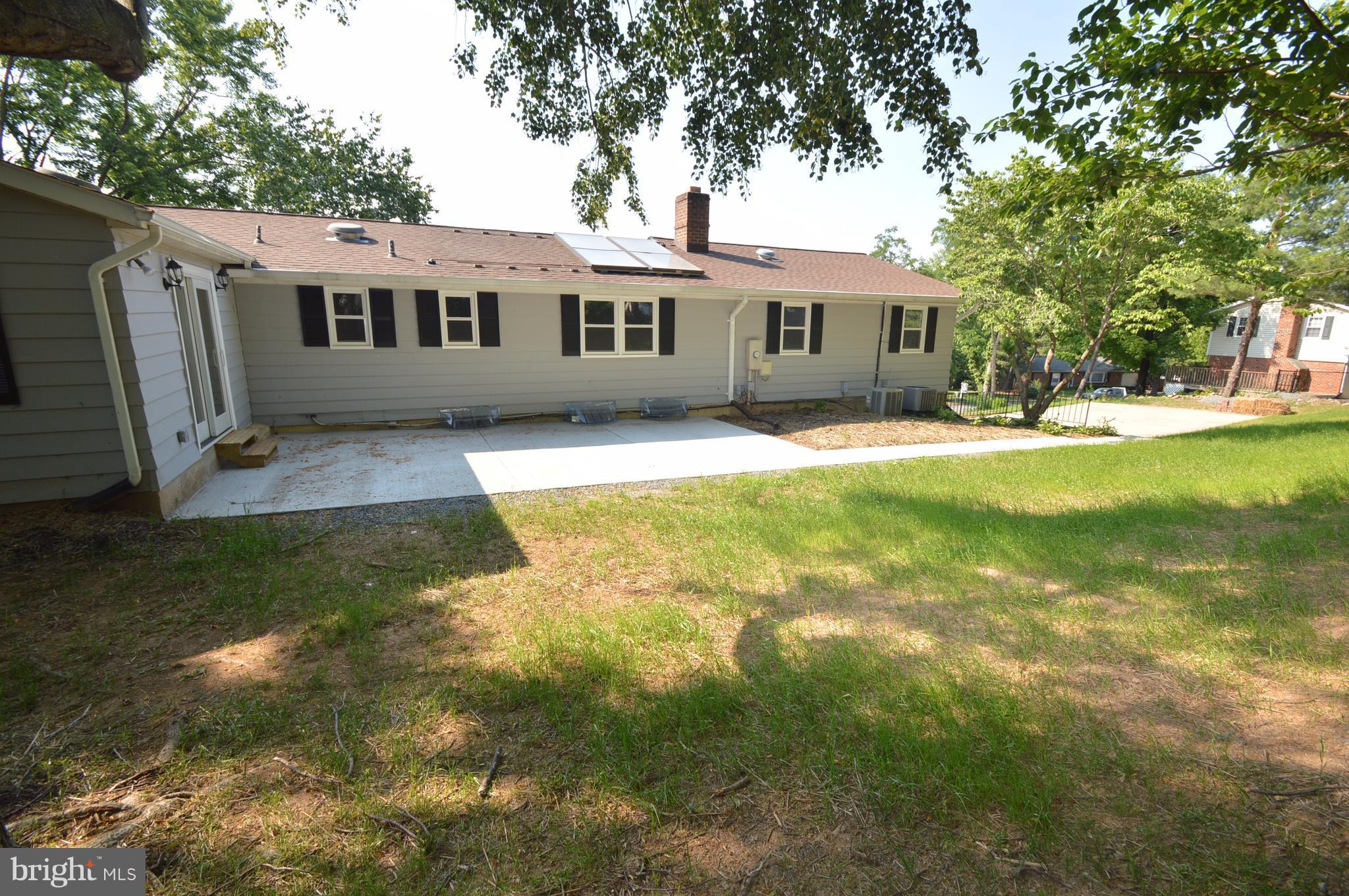 LEESBURG ESTATES - Residential