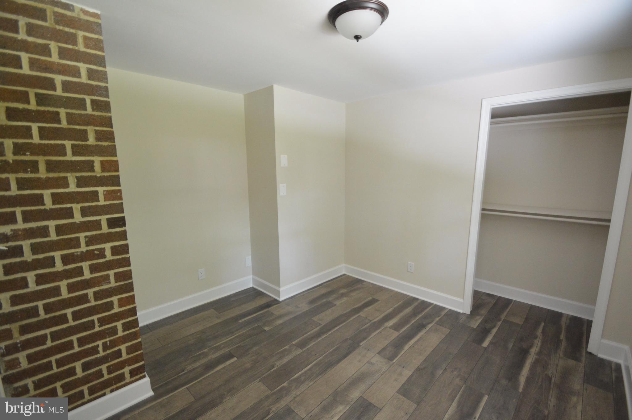 LEESBURG ESTATES - Residential