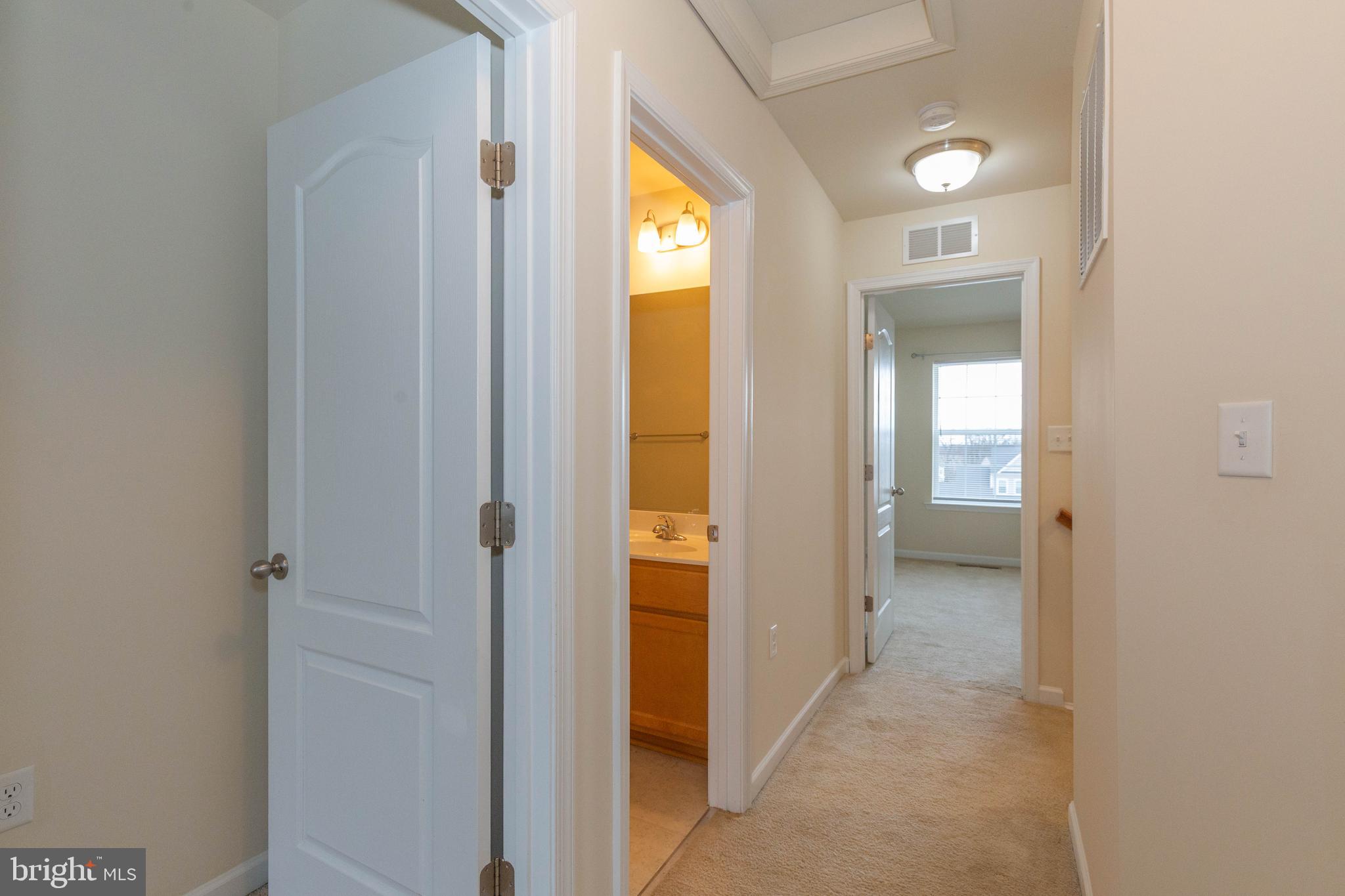 HEDGESVILLE - Residential Lease