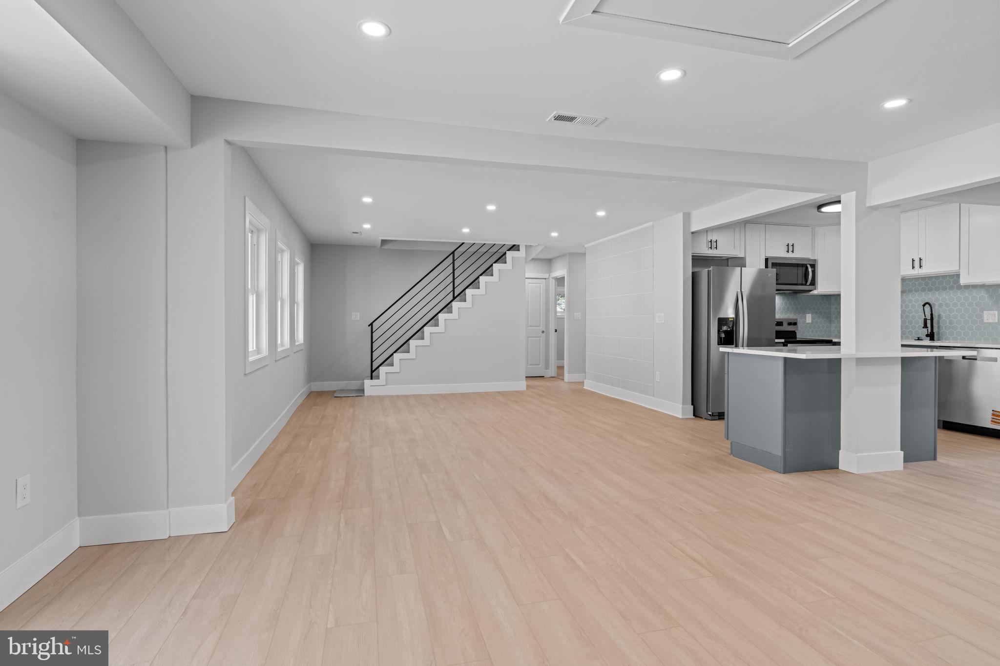 RED CEDAR HILL - Residential