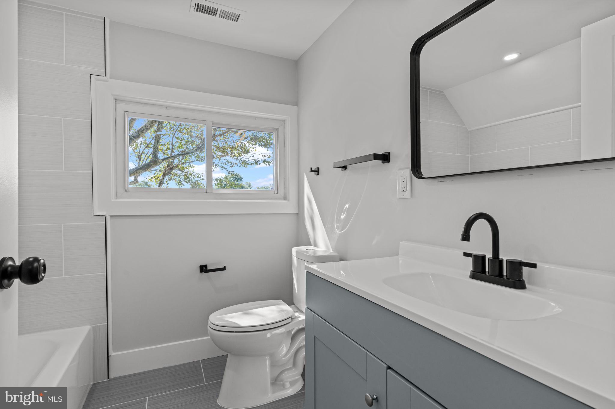 RED CEDAR HILL - Residential