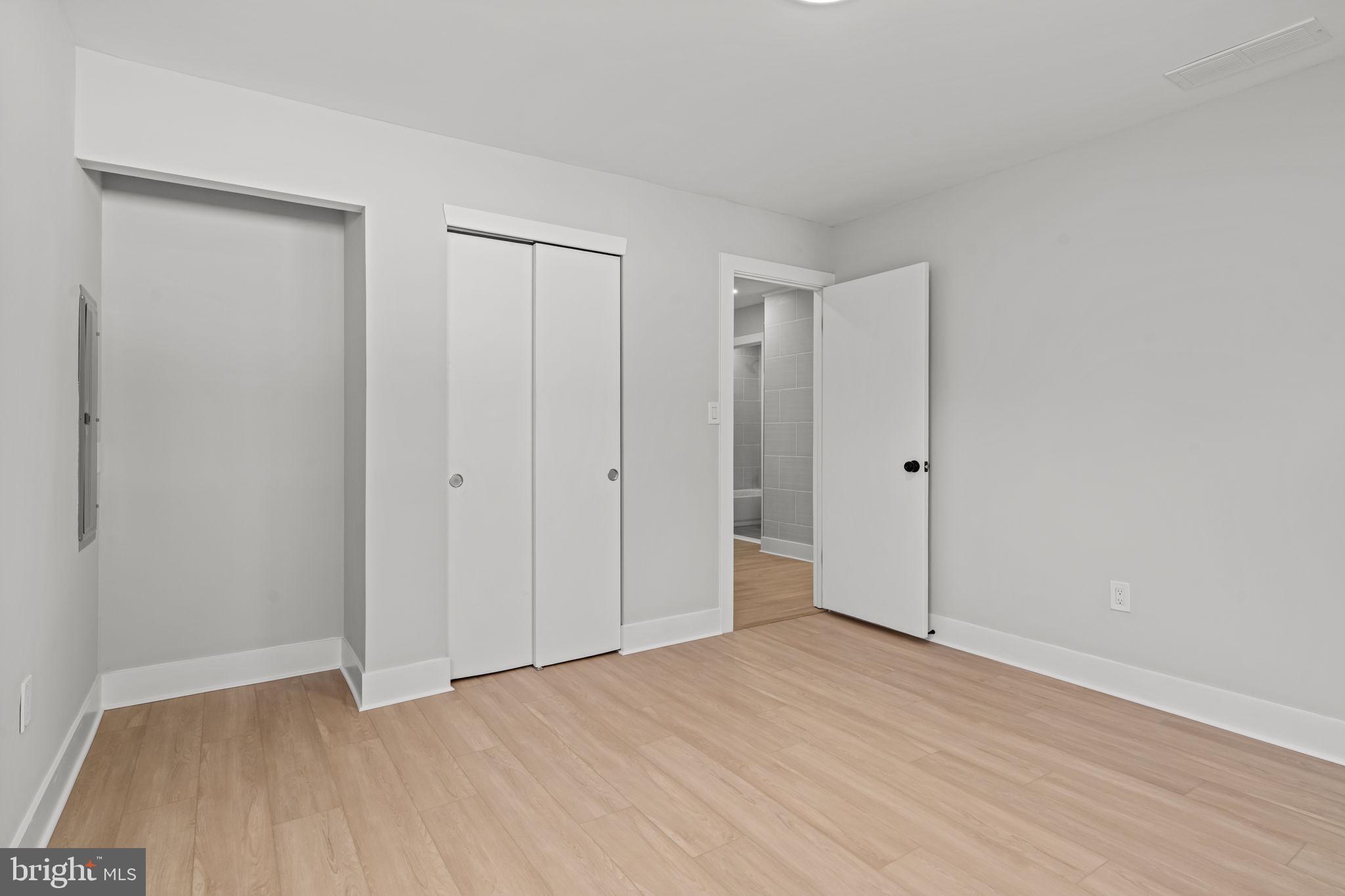 RED CEDAR HILL - Residential