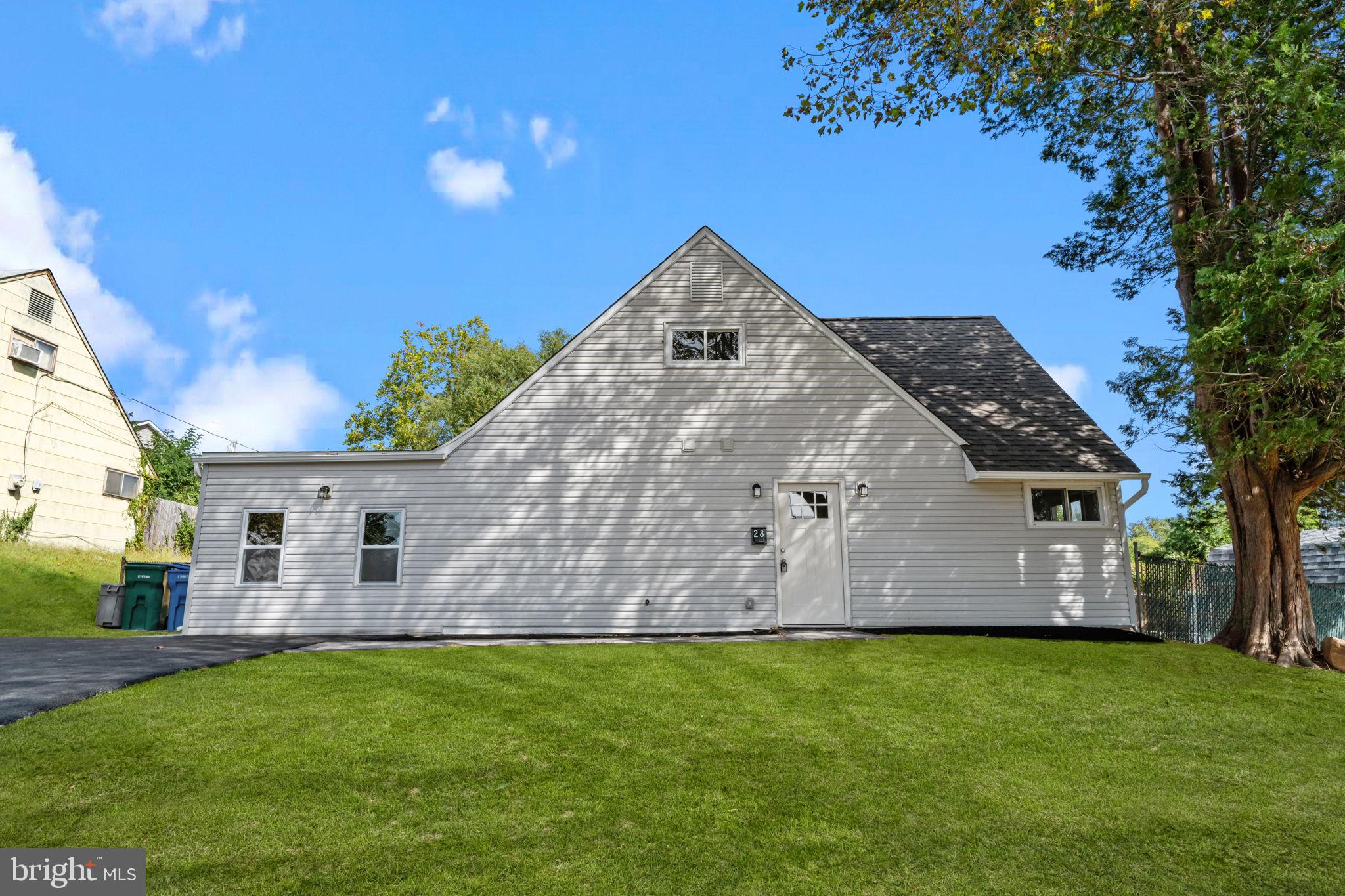 RED CEDAR HILL - Residential