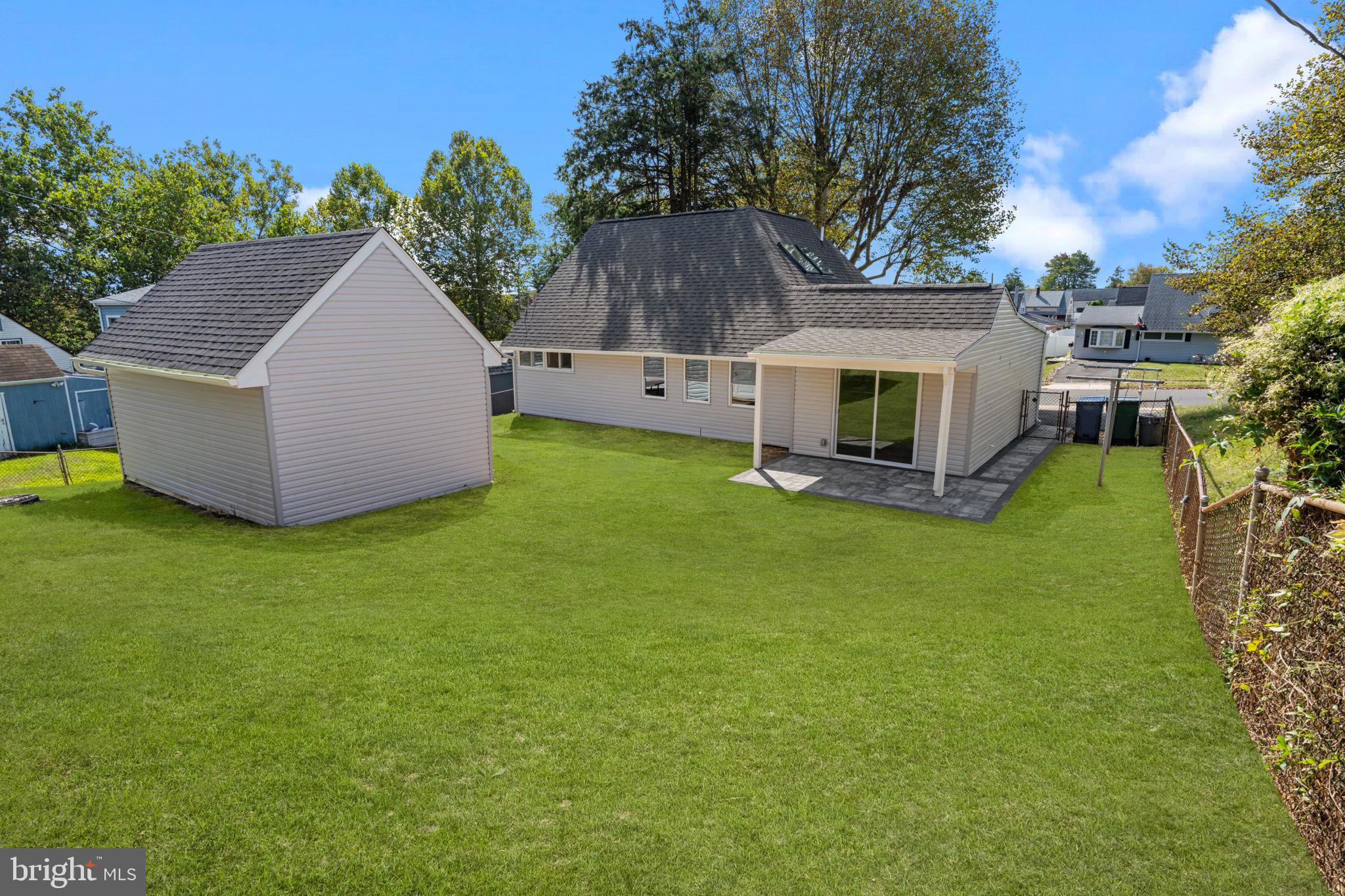 RED CEDAR HILL - Residential