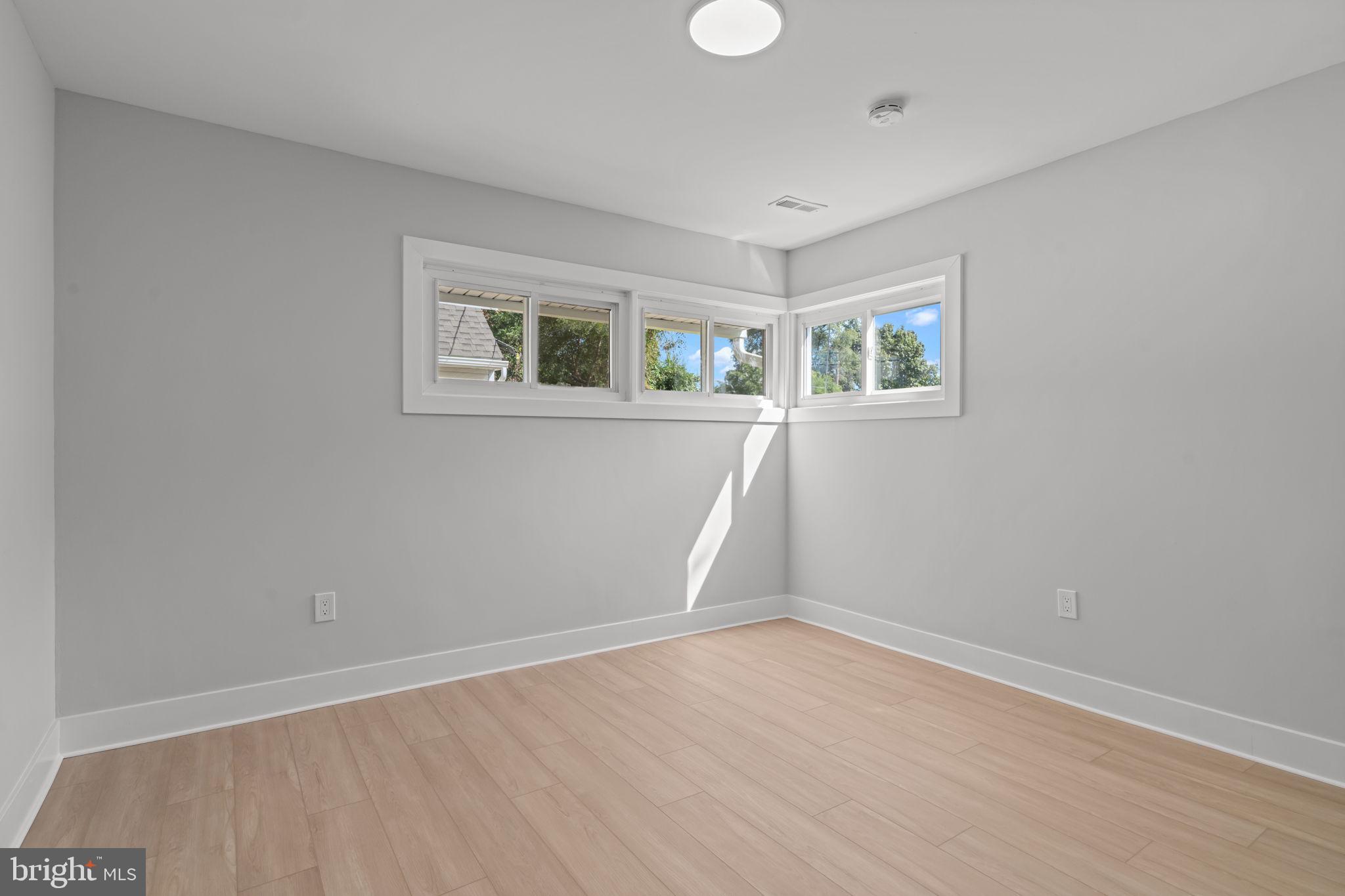 RED CEDAR HILL - Residential