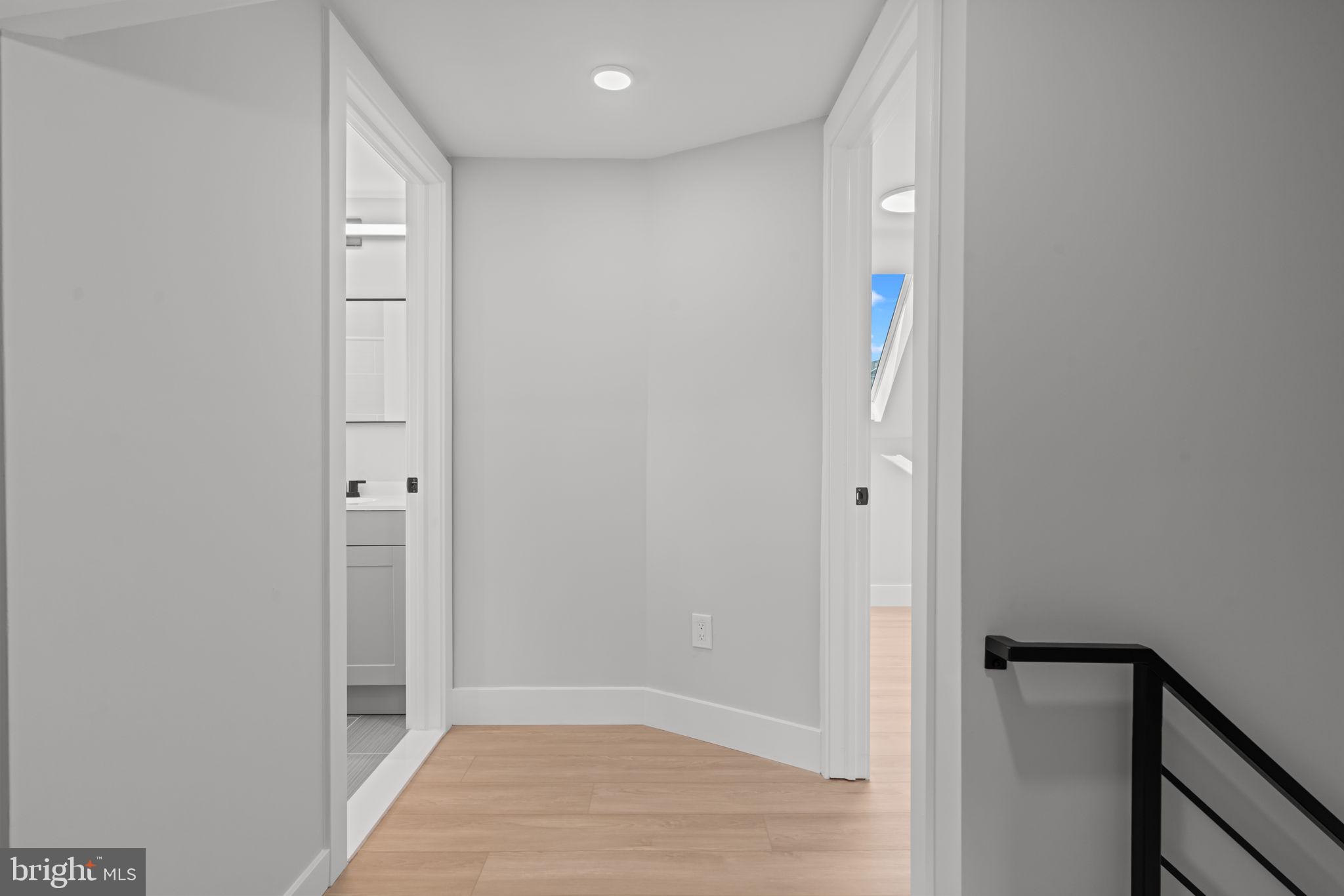 RED CEDAR HILL - Residential