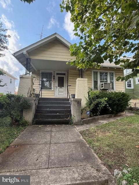 1008 DOUGLAS STREET NE WASHINGTON DC 20018