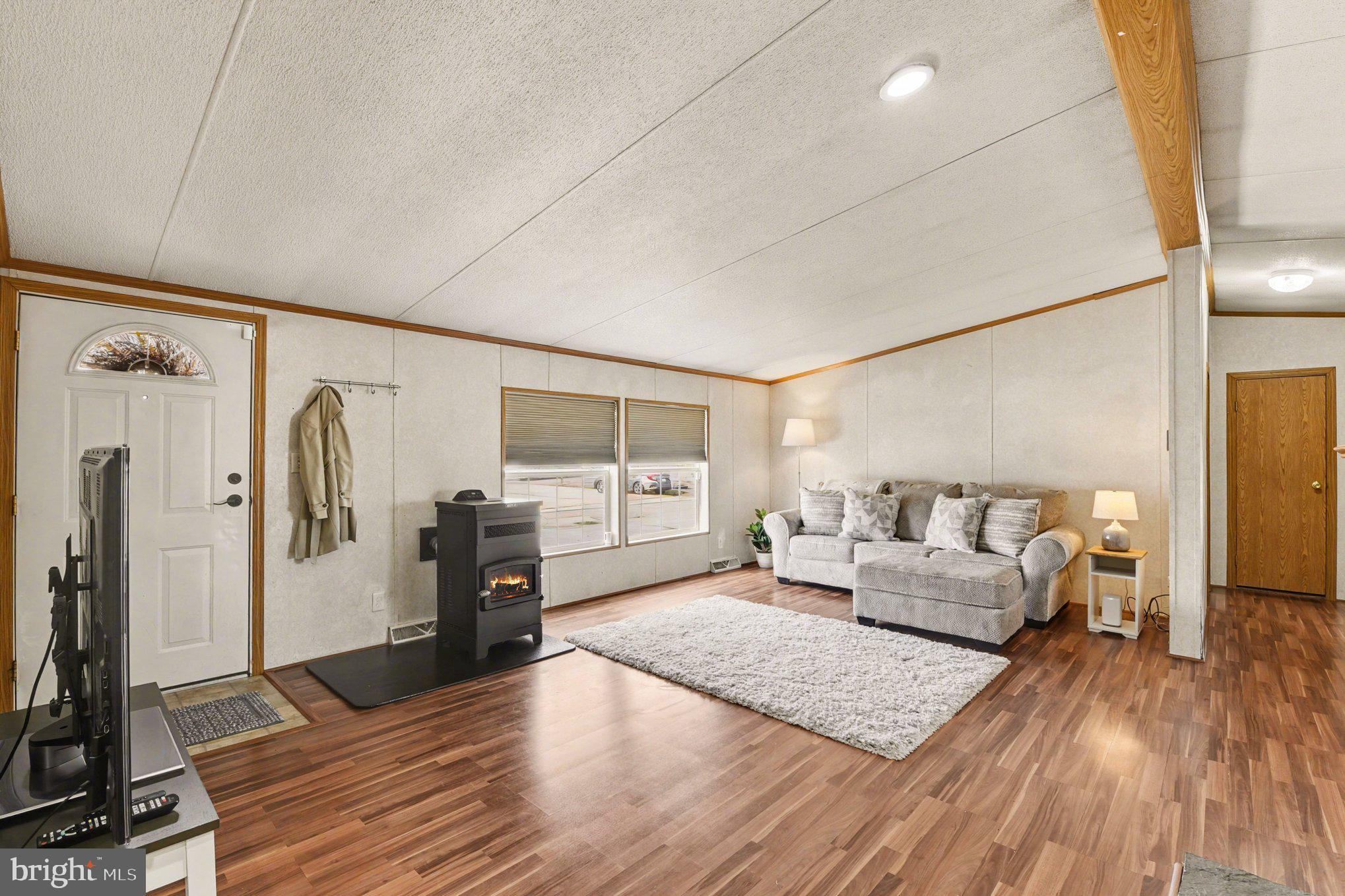 PEPPERMINT WOODS - Residential