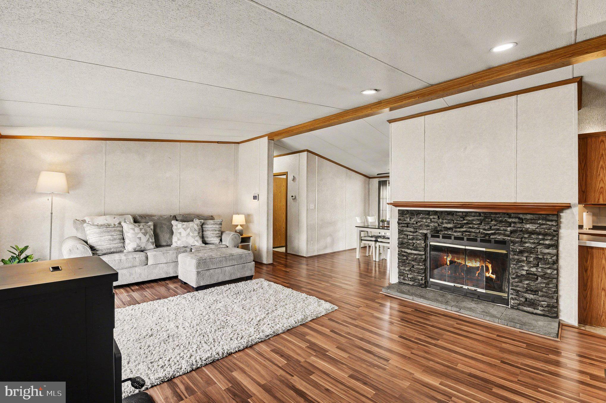 PEPPERMINT WOODS - Residential