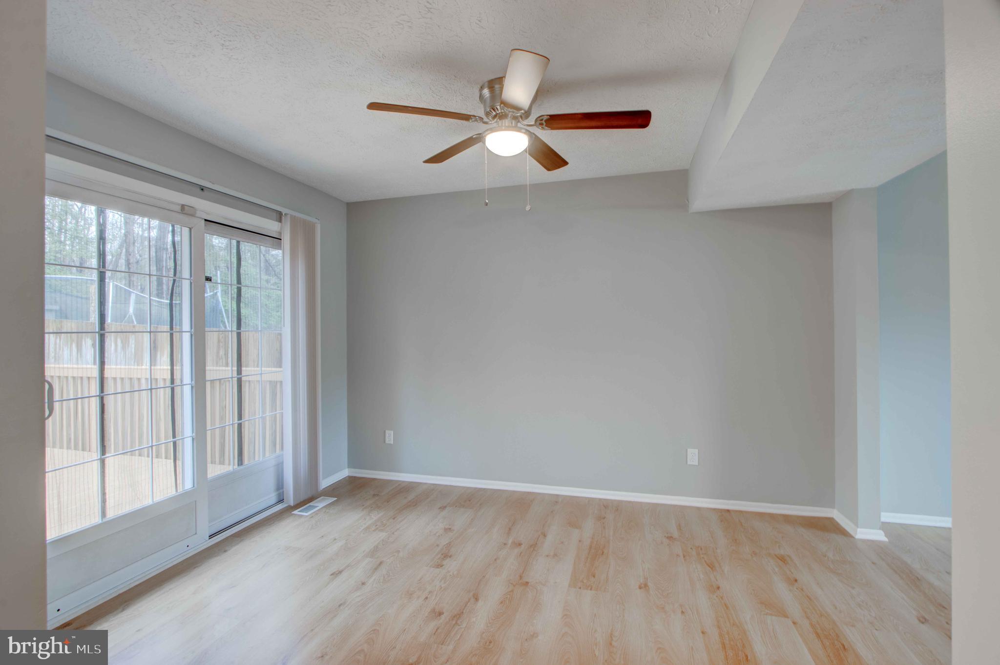 HARBOUR OAKS - Residential