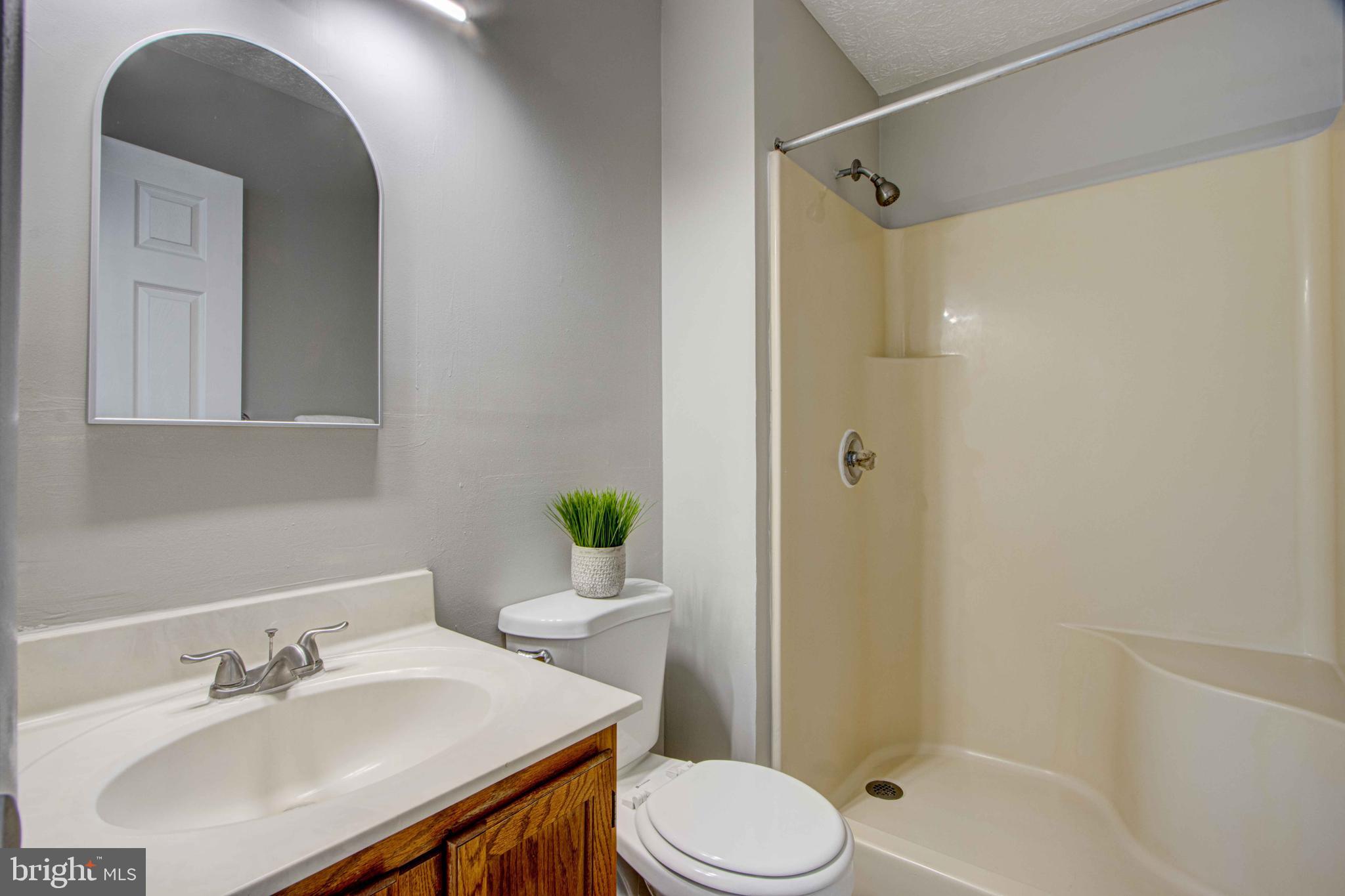 HARBOUR OAKS - Residential