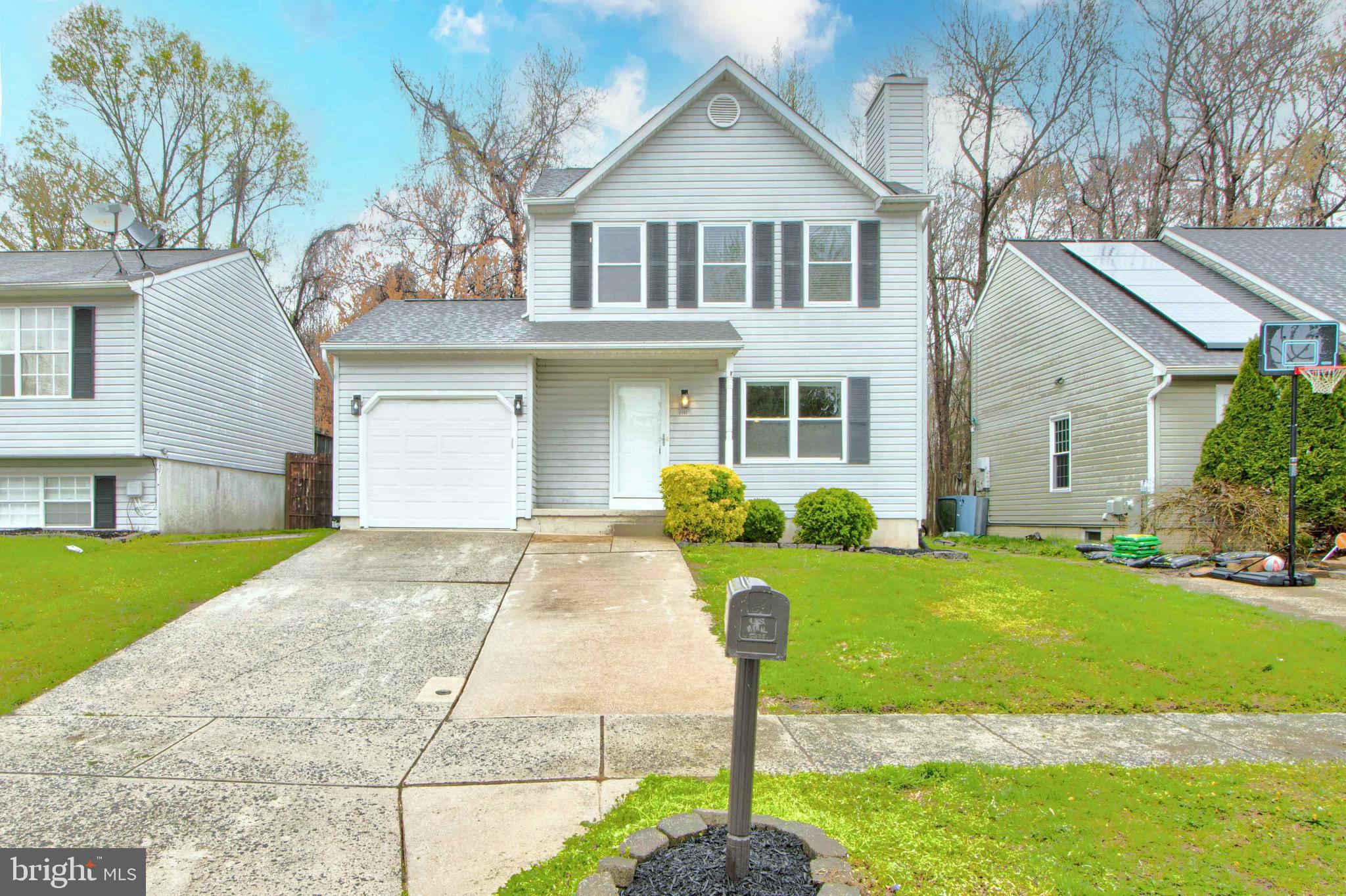 HARBOUR OAKS - Residential