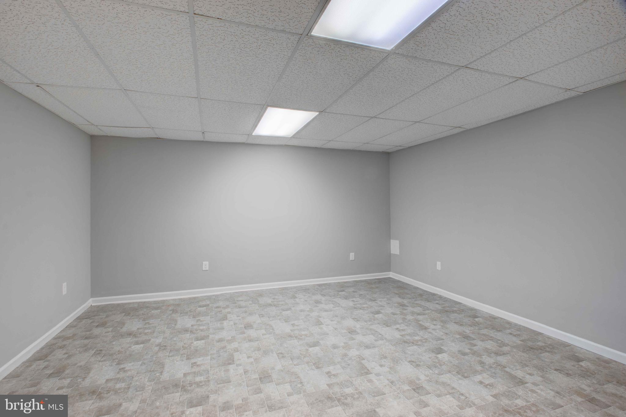 HARBOUR OAKS - Residential