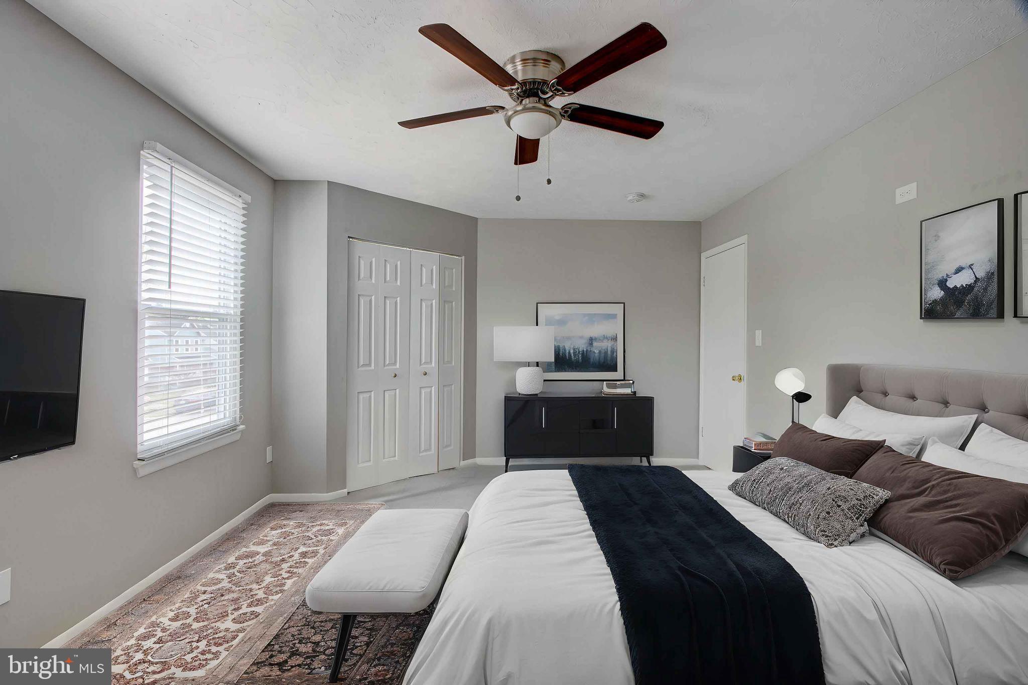 HARBOUR OAKS - Residential