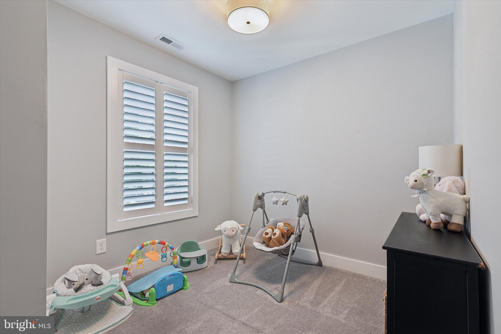 BROOKLINE - Residential