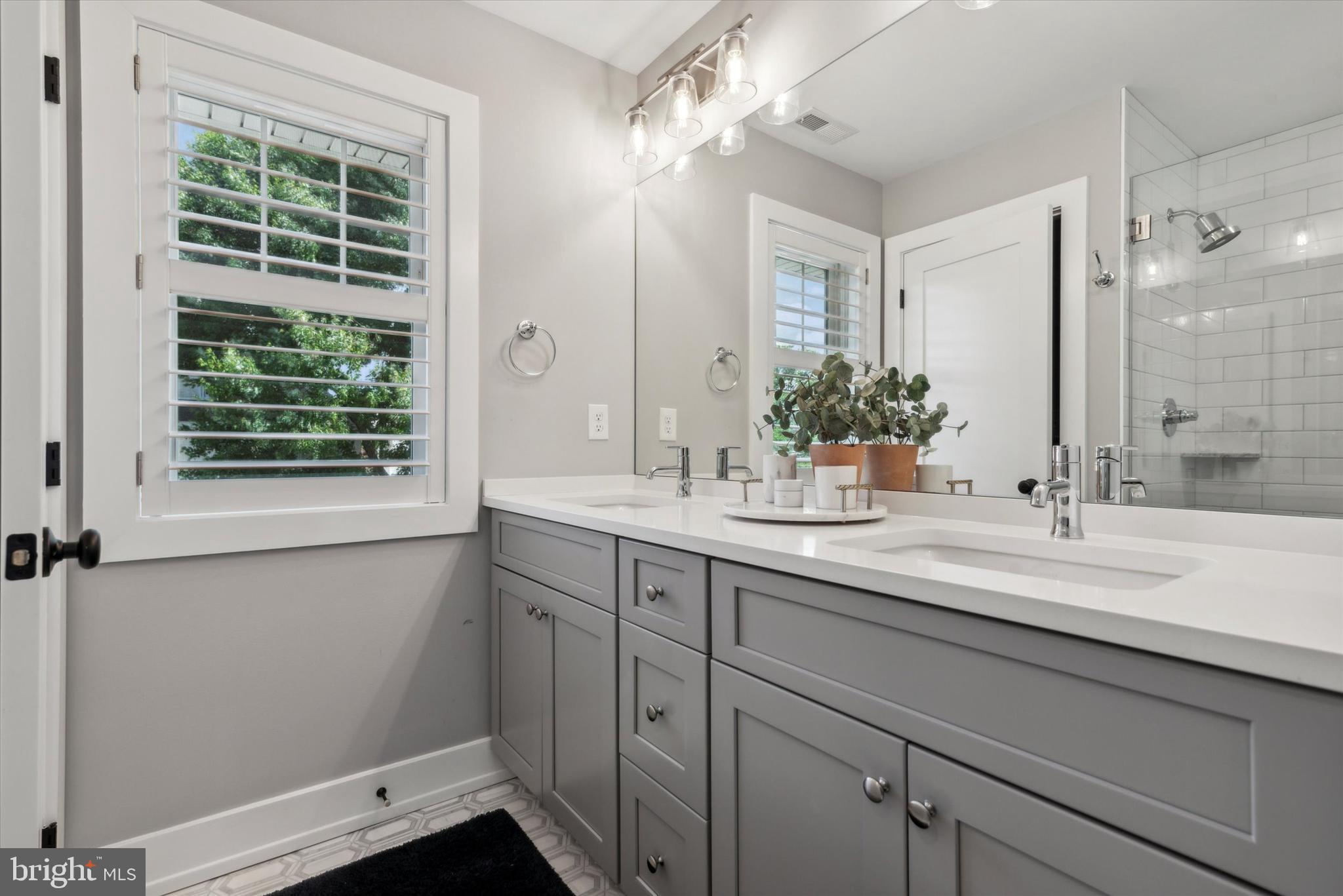 BROOKLINE - Residential