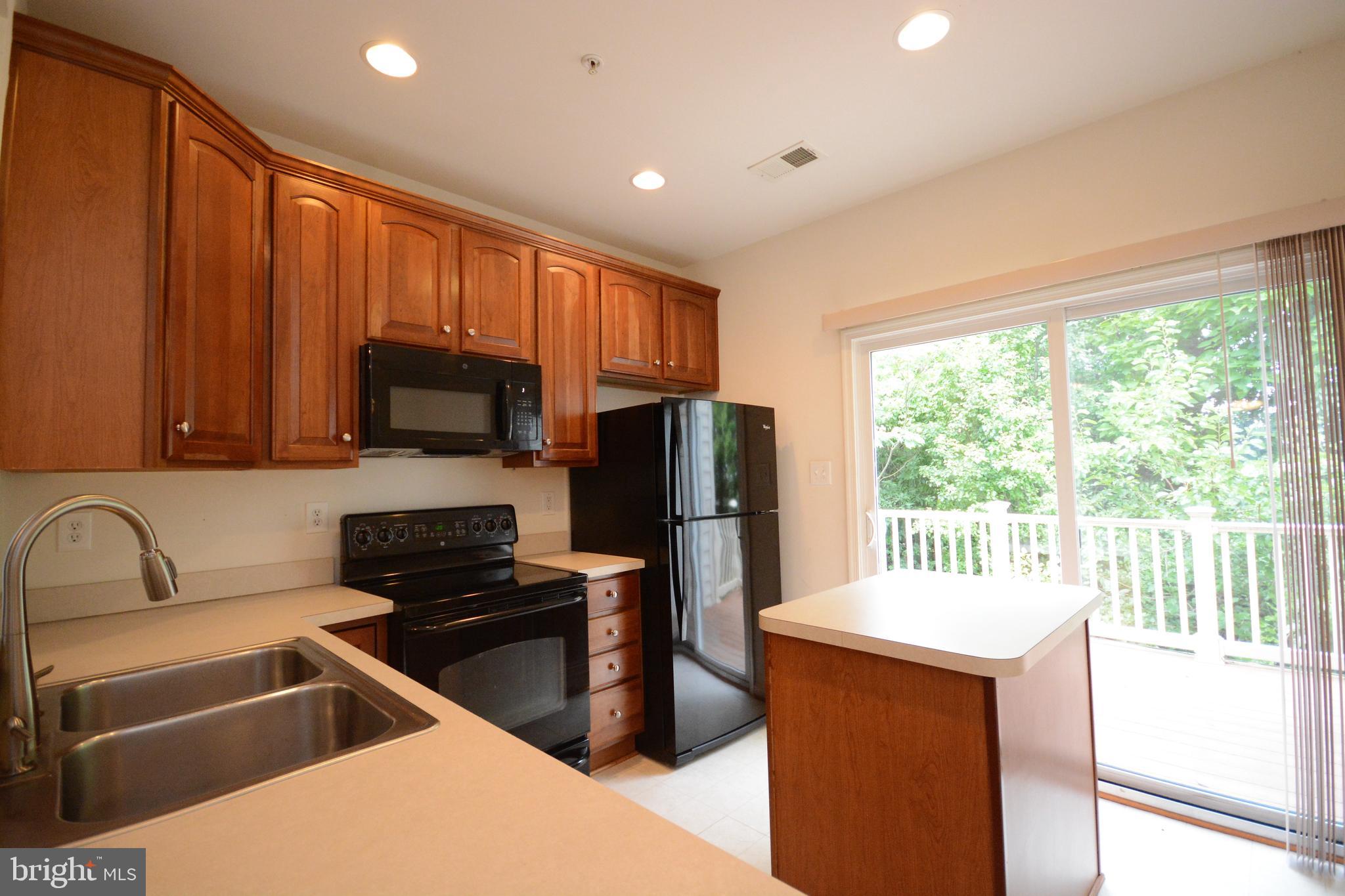 MONOCACY CROSSING - Residential Lease