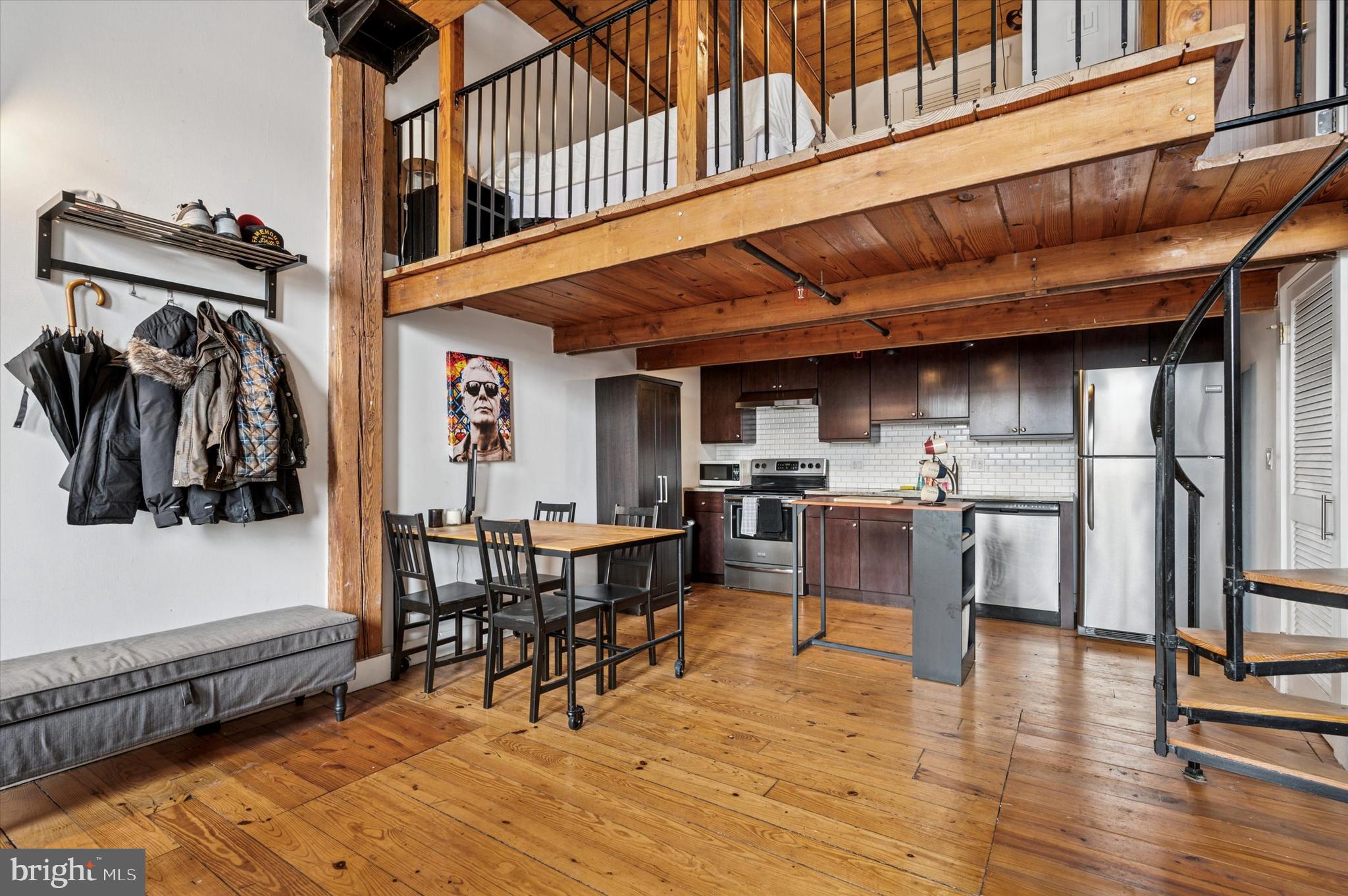 OLD CITY - Residential