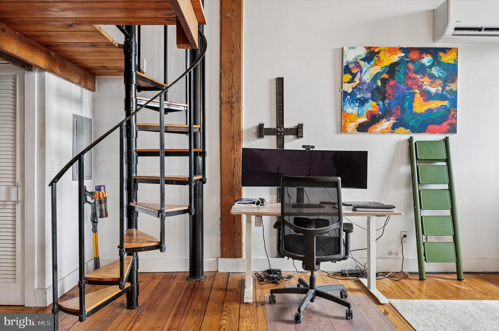 OLD CITY - Residential