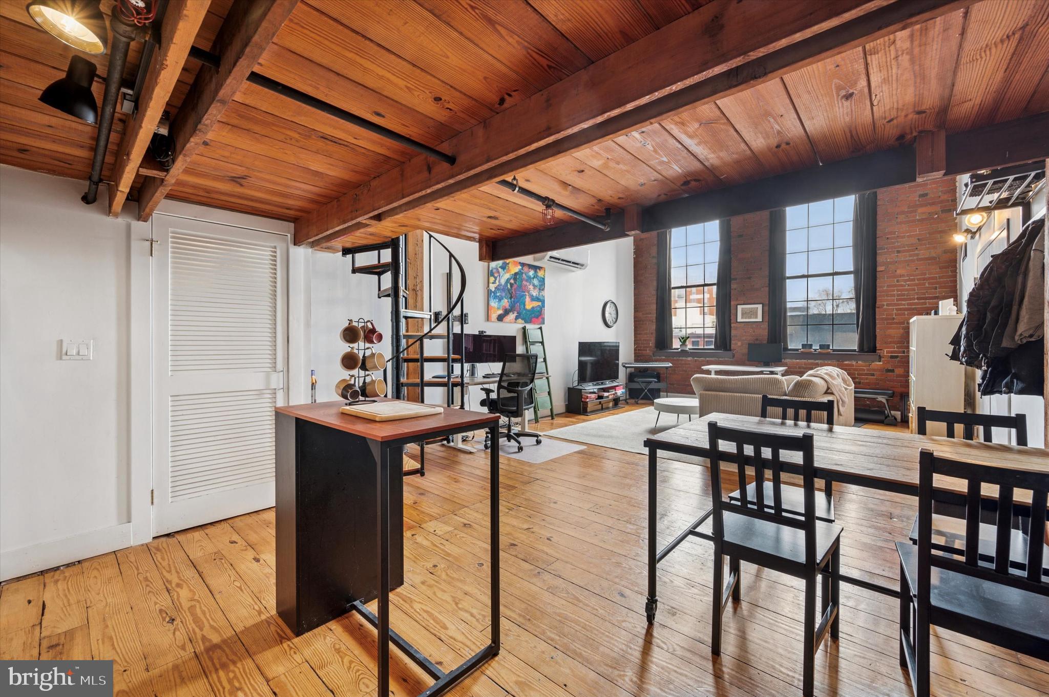 OLD CITY - Residential