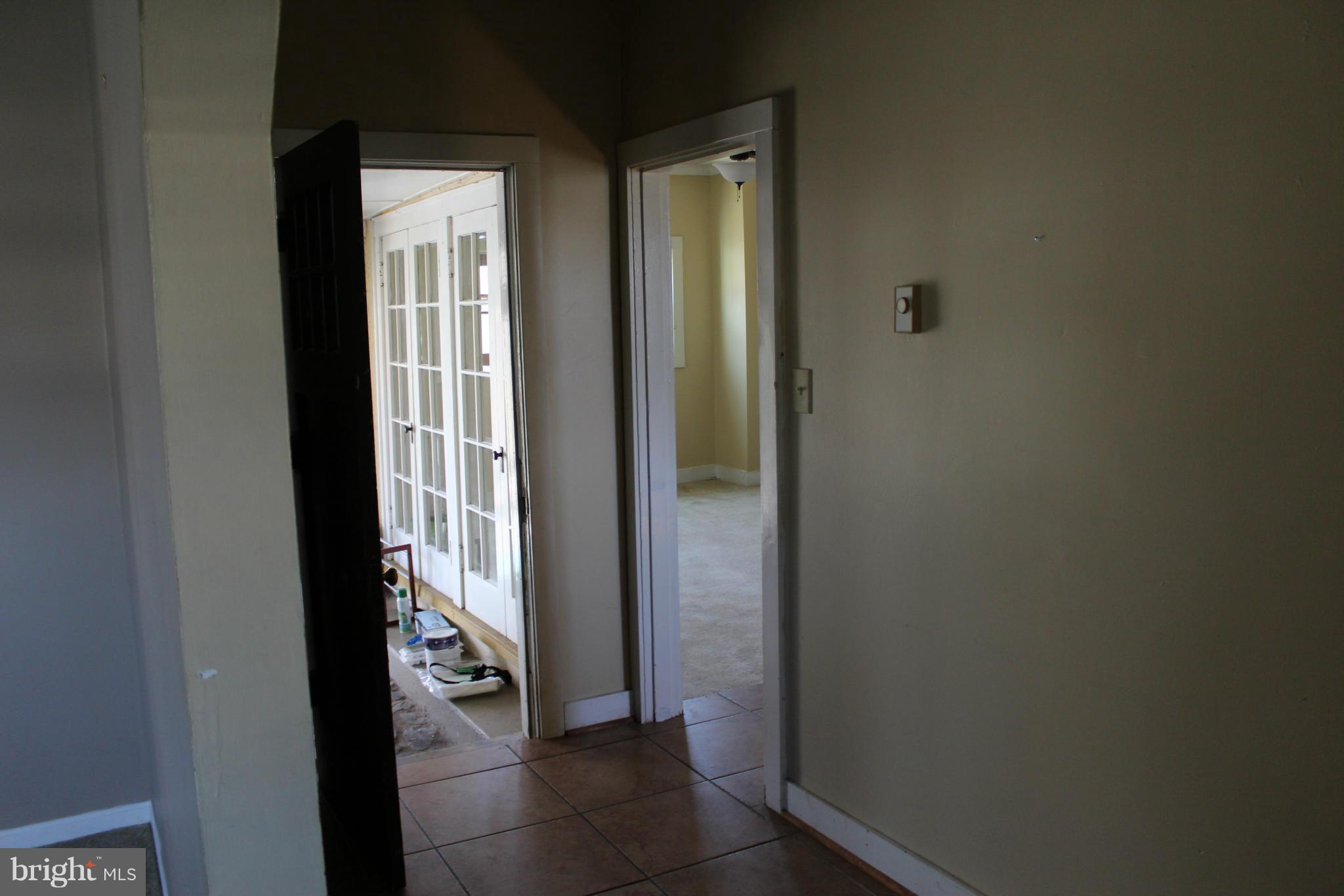 FAIRVIEW COURT - Residential