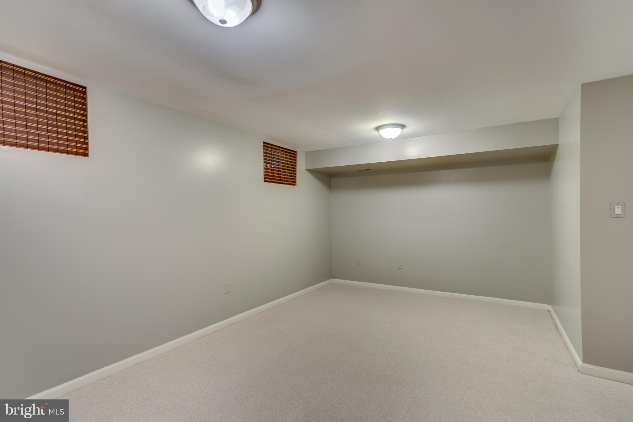 MONTCLAIR - Residential