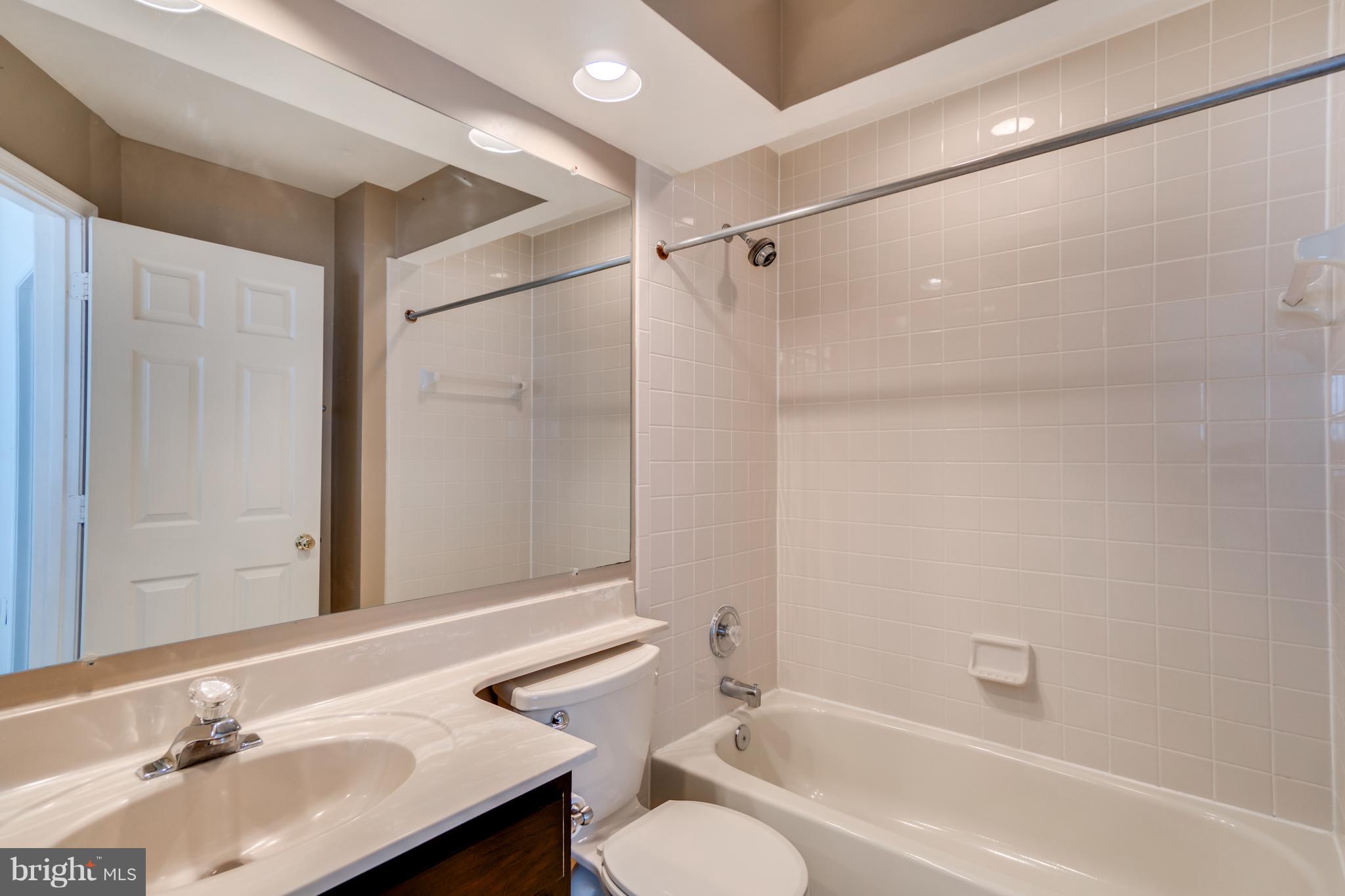 MONTCLAIR - Residential