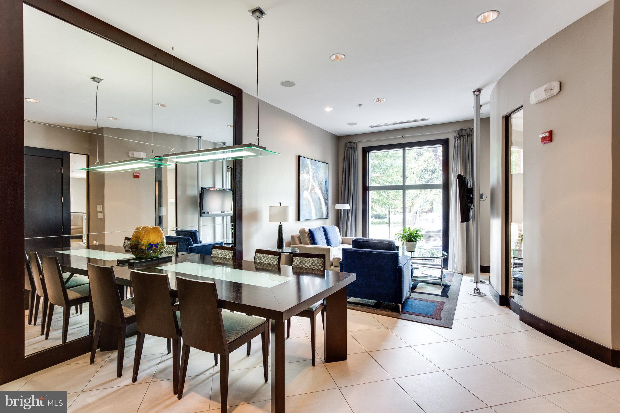 1800 WILSON - Residential Lease