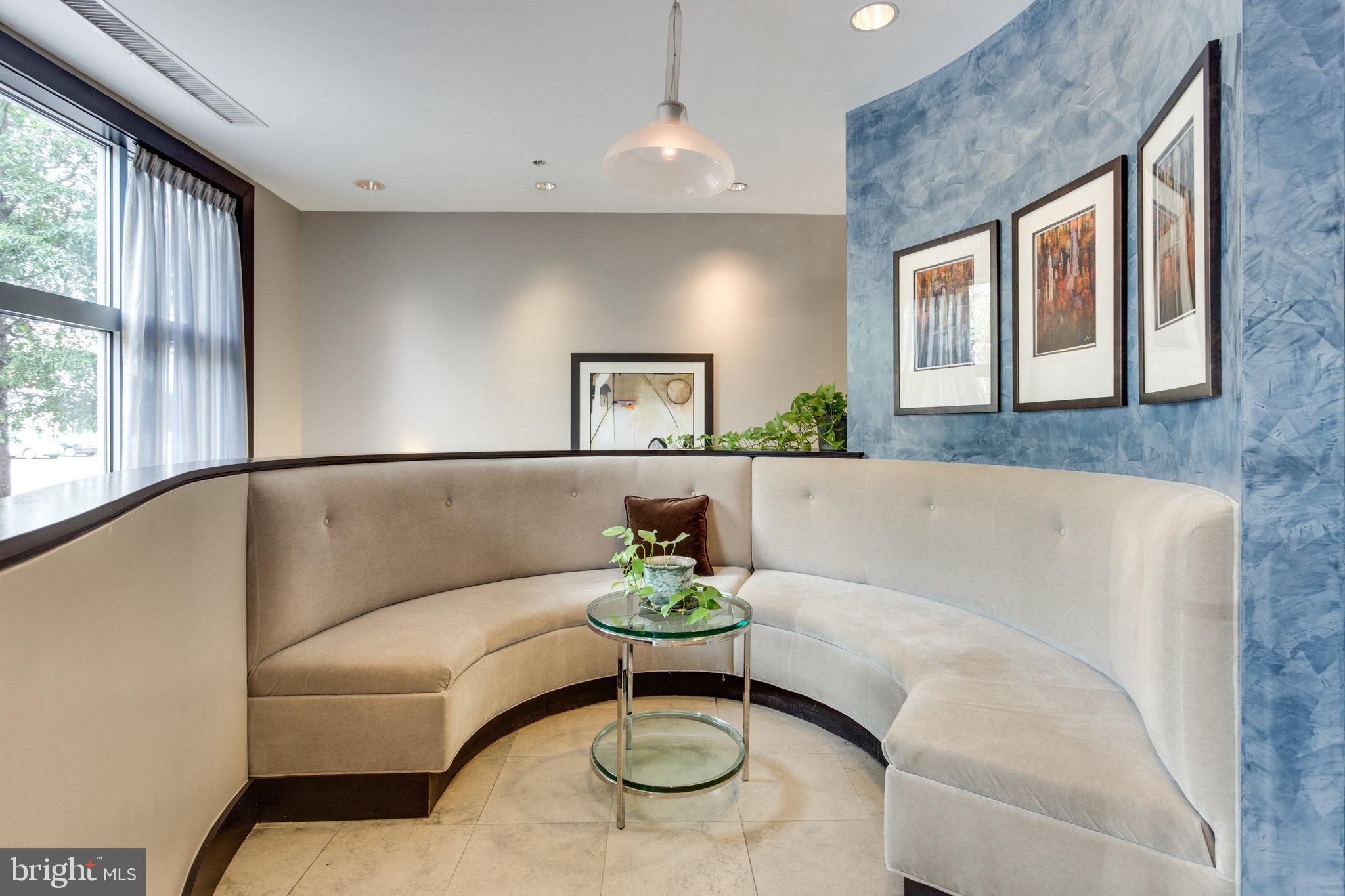 1800 WILSON - Residential Lease