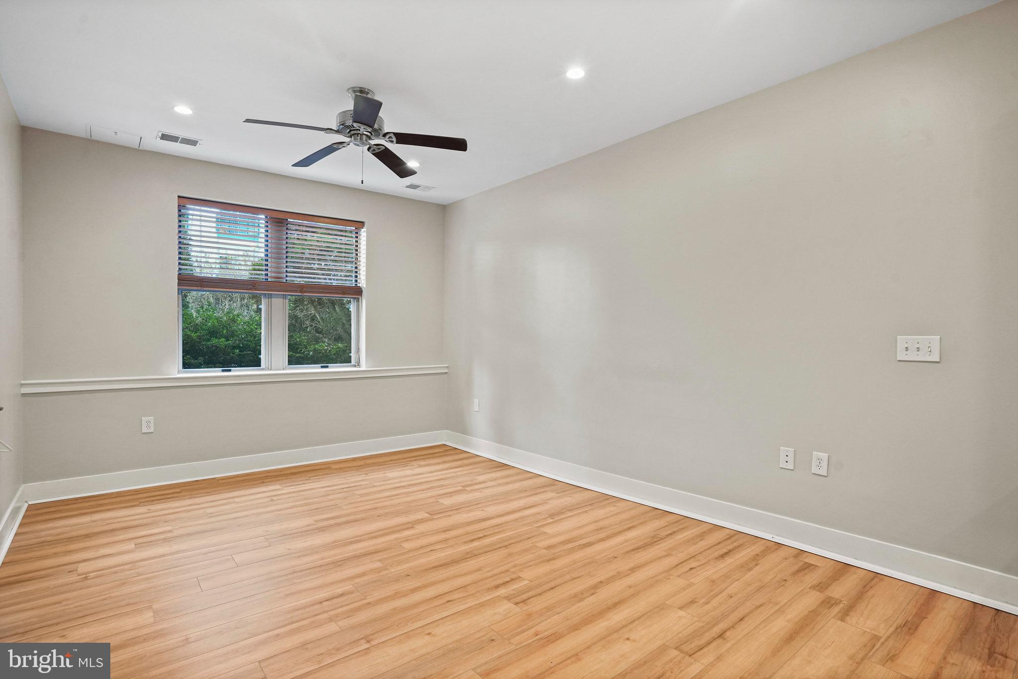 1800 WILSON - Residential Lease