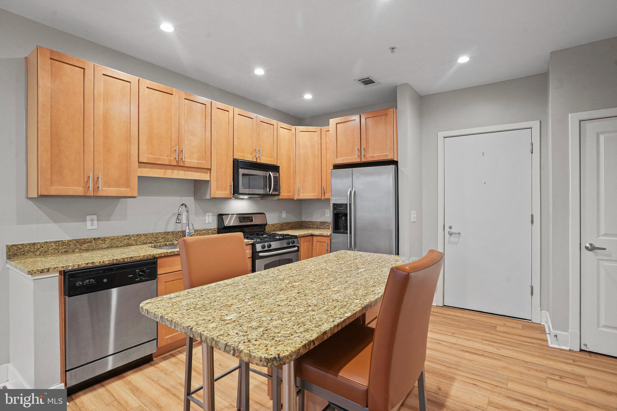 1800 WILSON - Residential Lease