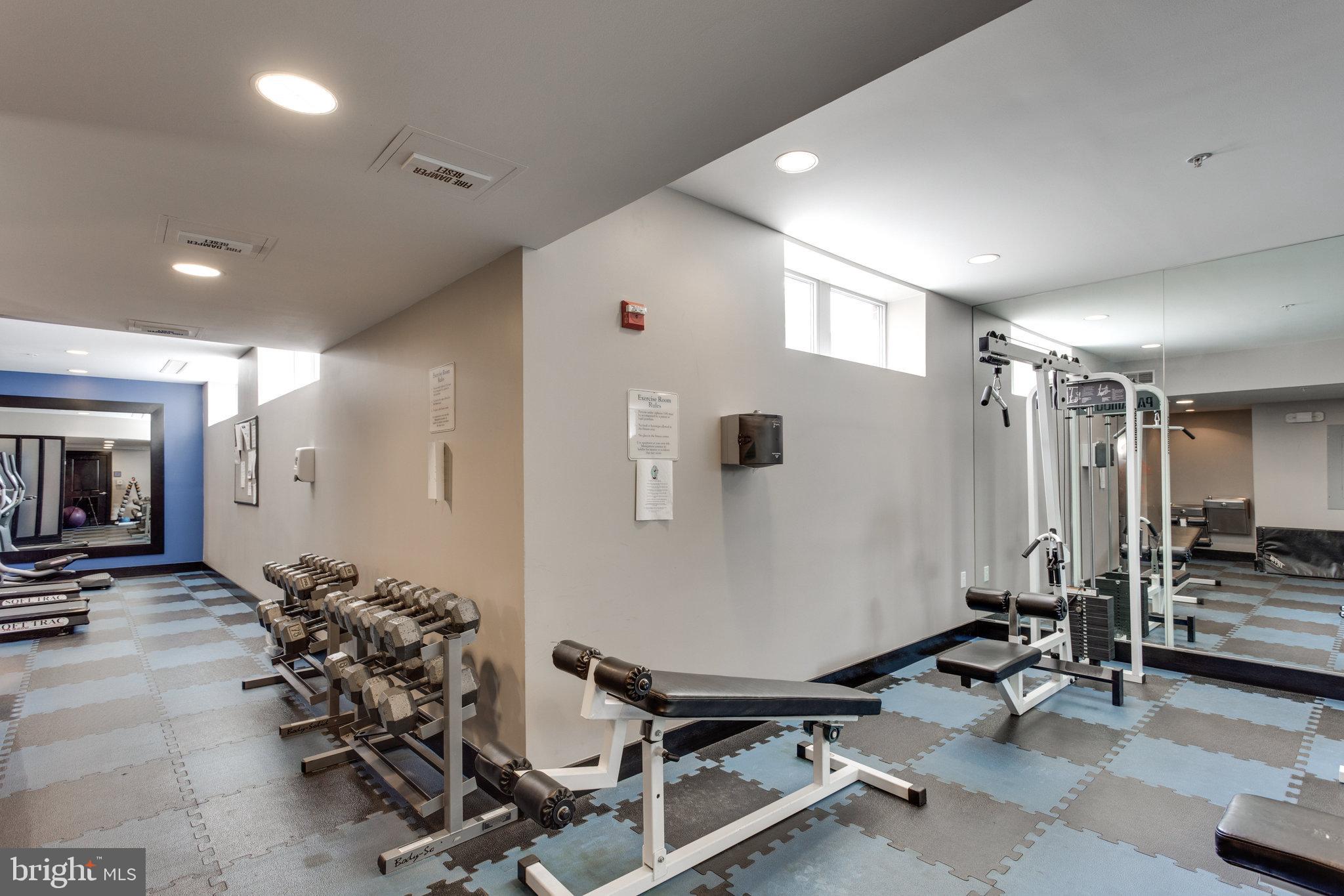 1800 WILSON - Residential Lease