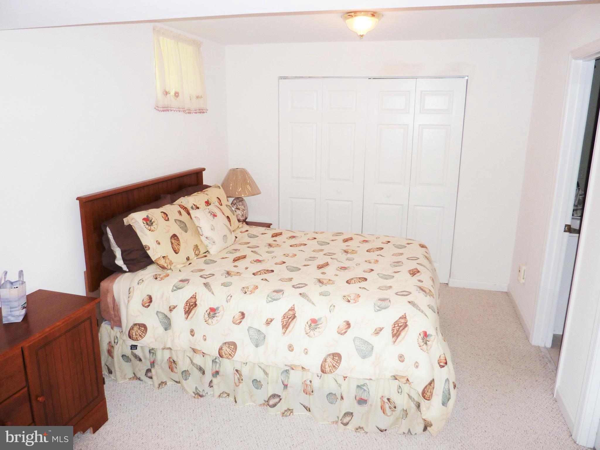 PINEBOROUGH ESTATES - Residential