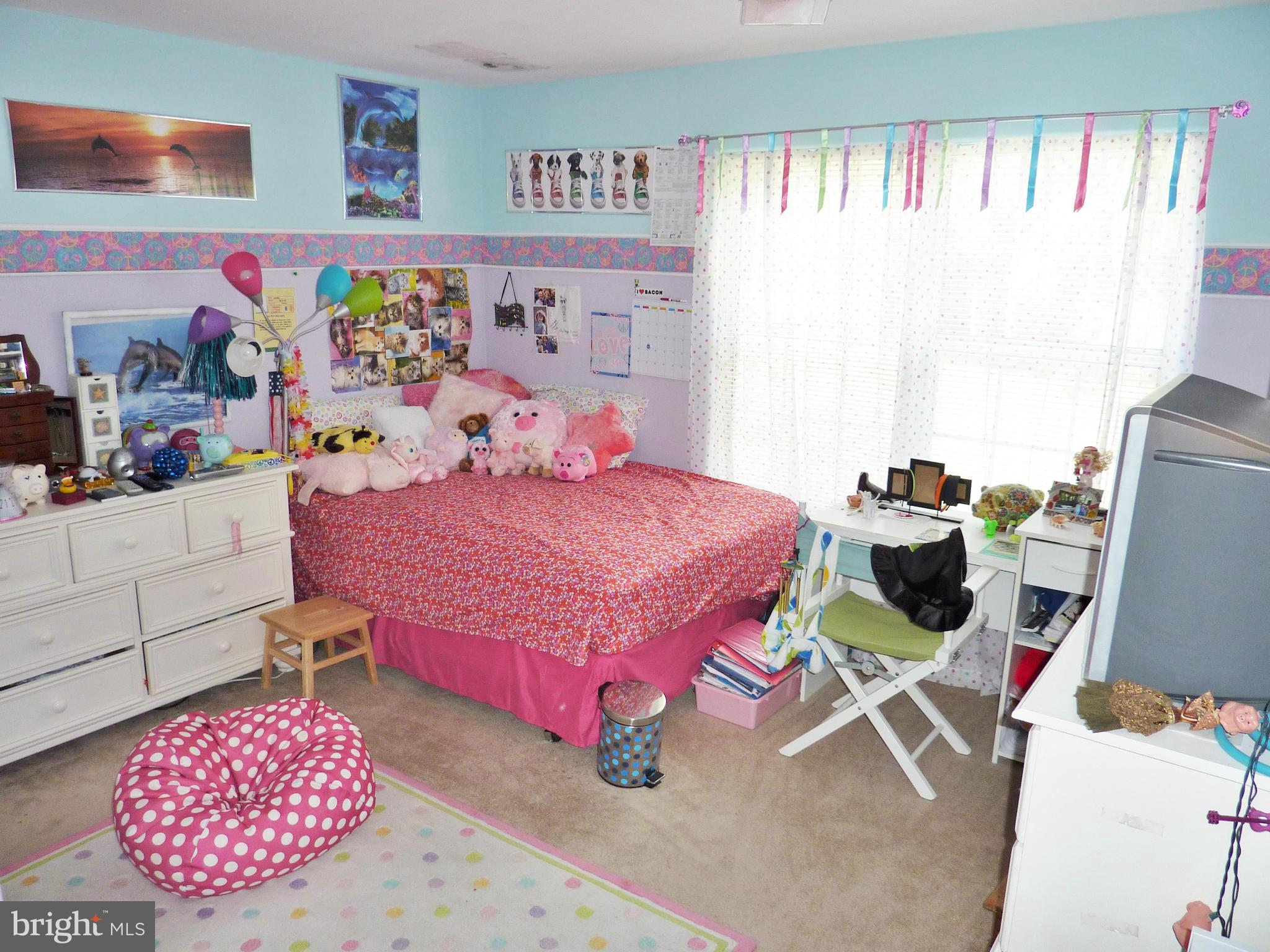 PINEBOROUGH ESTATES - Residential