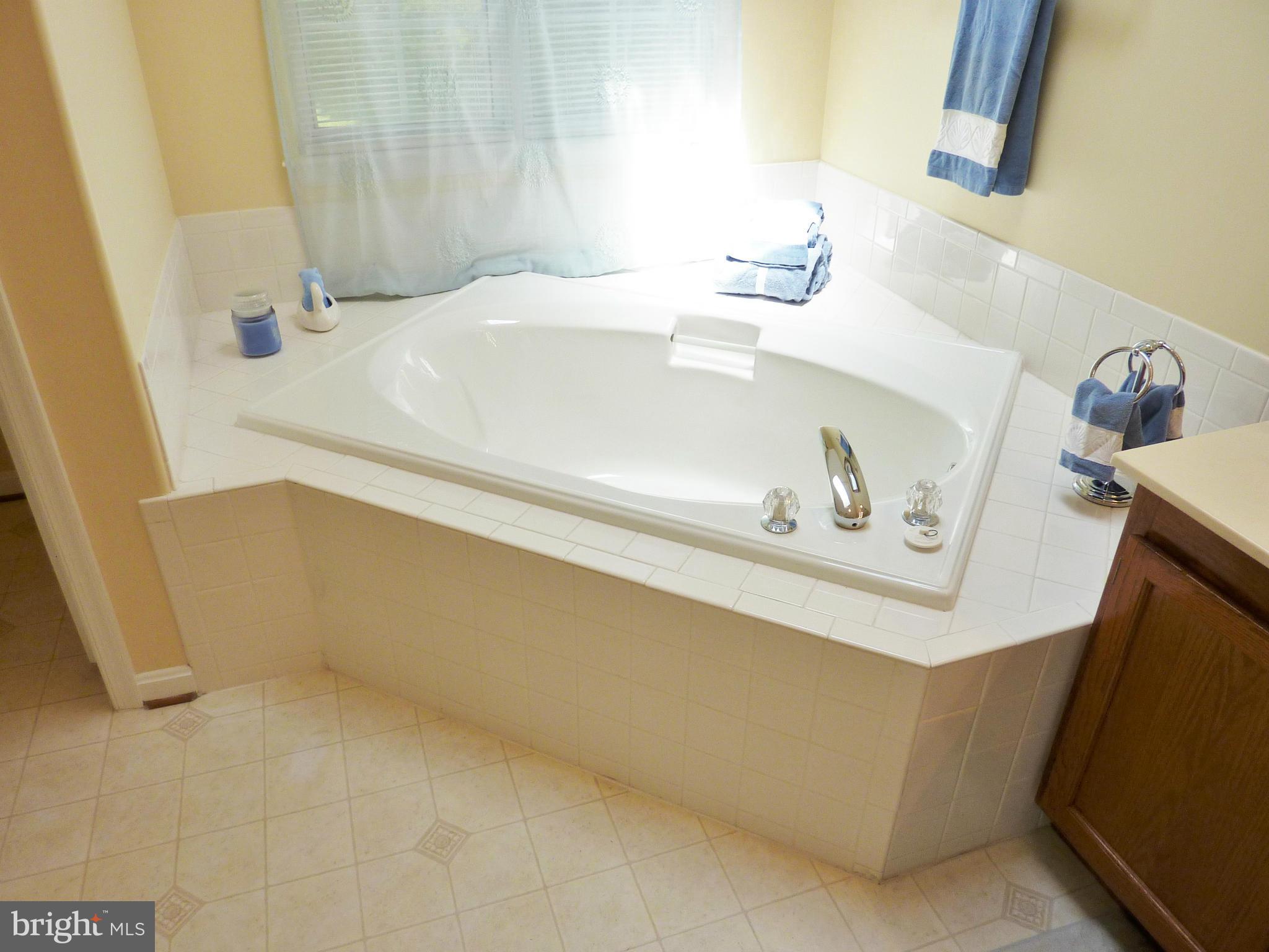 PINEBOROUGH ESTATES - Residential